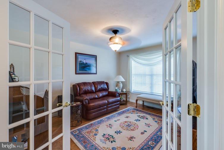 HUNTERS RIDGE - Residential