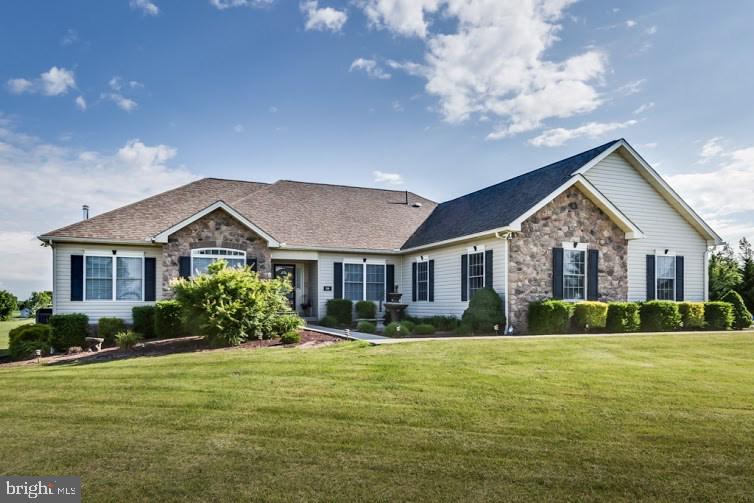 HUNTERS RIDGE - Residential