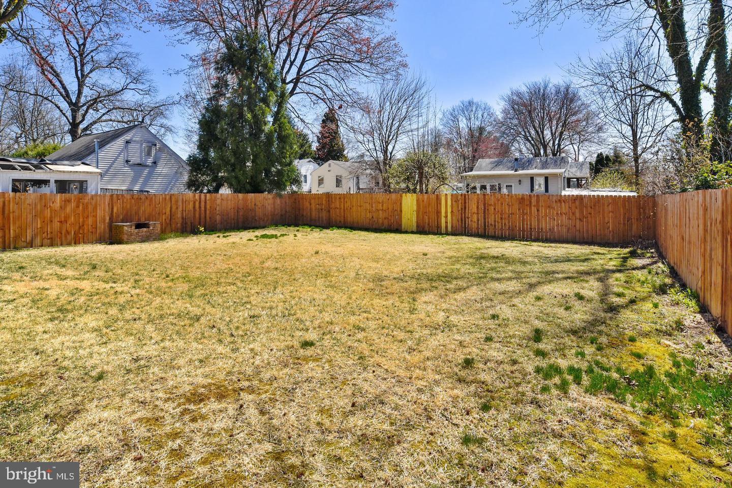 ROCKCREST - Residential Lease