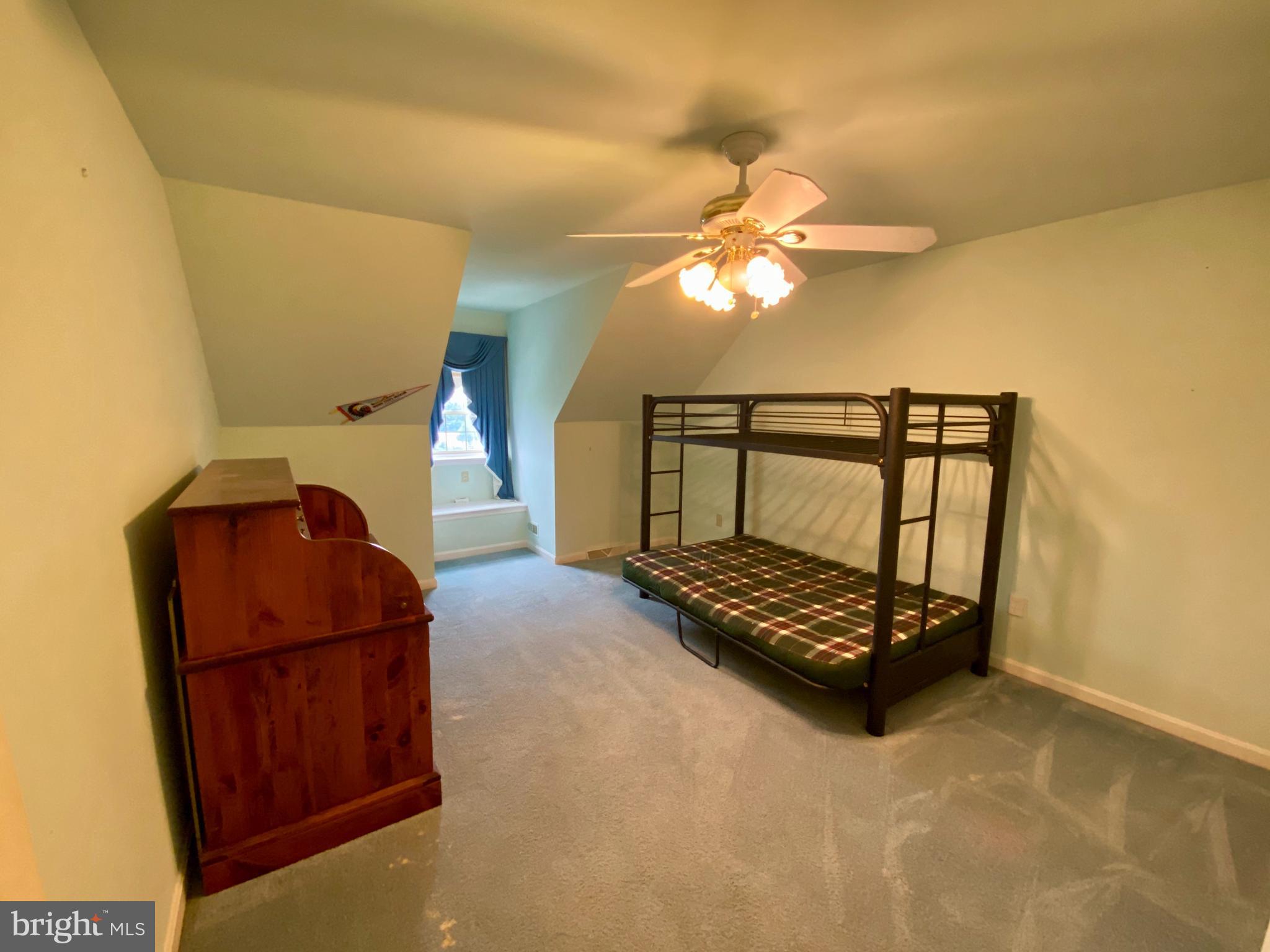 HOLTWOOD - Residential