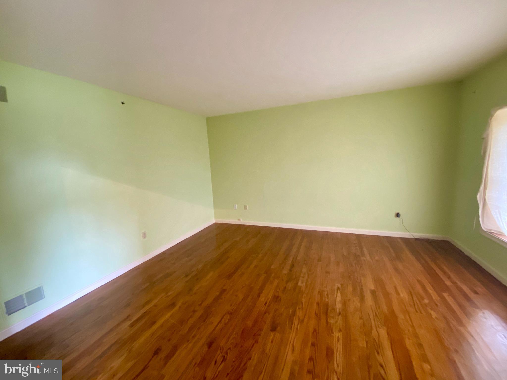 HOLTWOOD - Residential