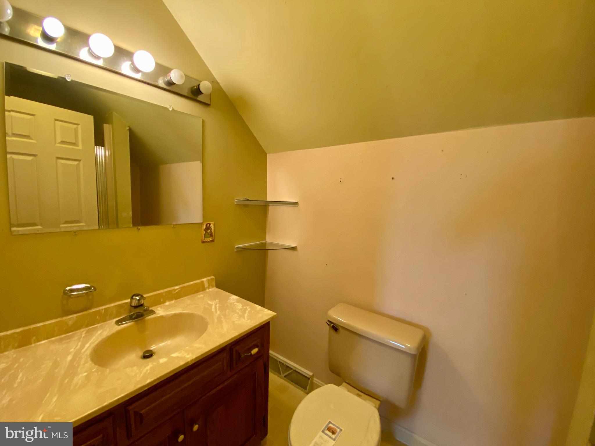 HOLTWOOD - Residential