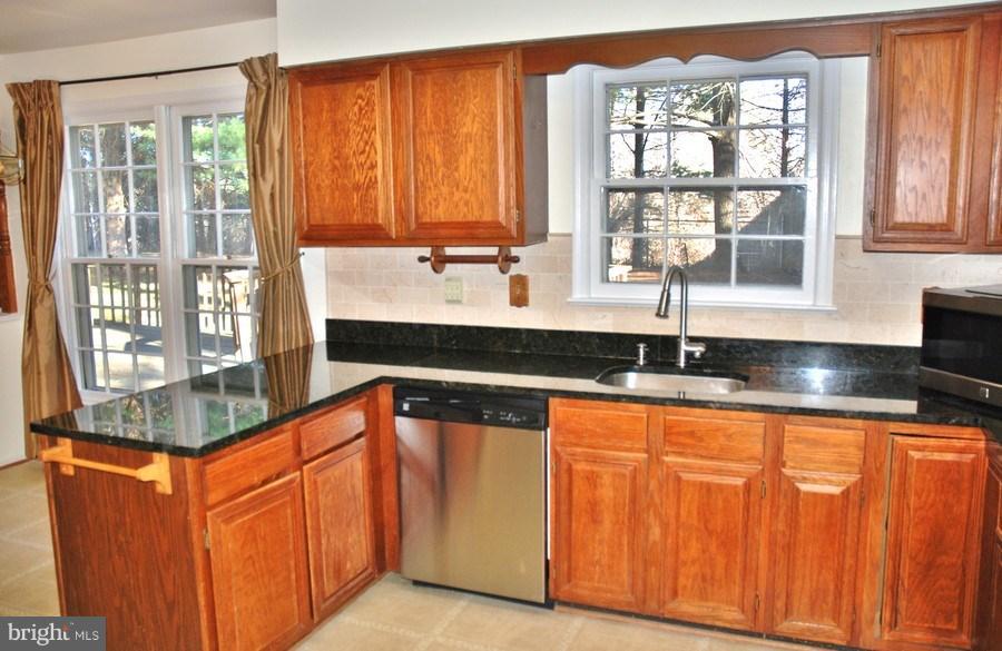 FALLS BEND - Residential Lease