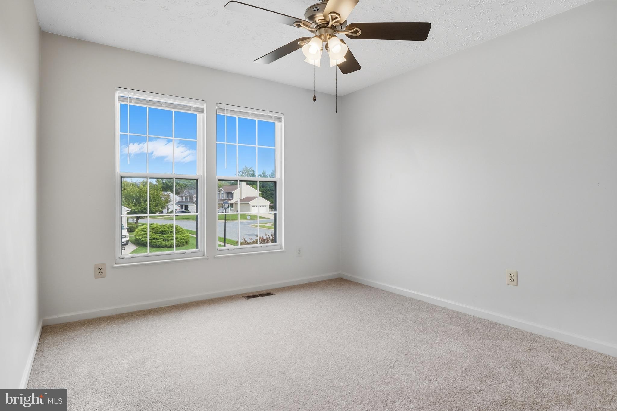 GRACE HARBOUR - Residential