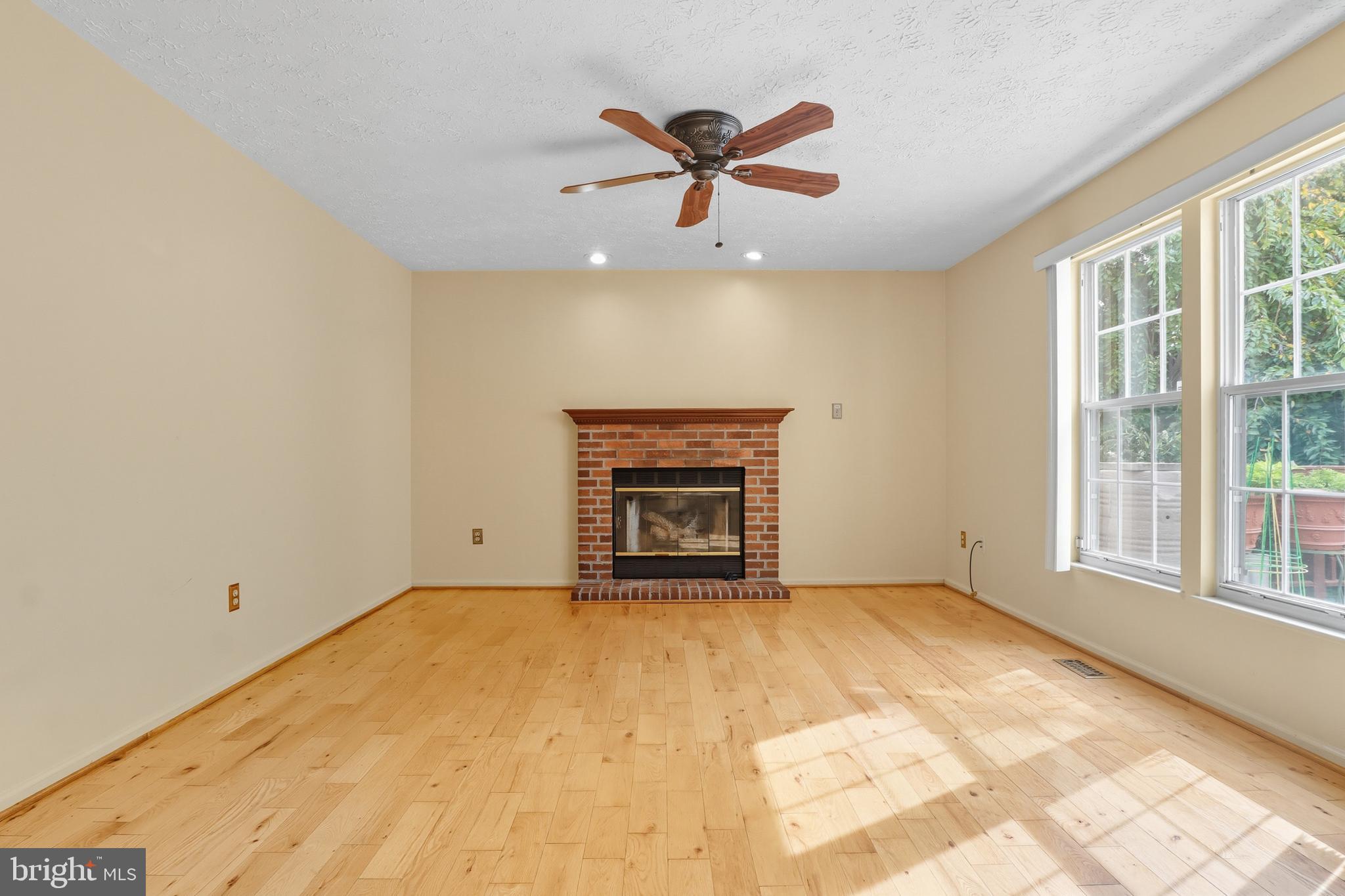 GRACE HARBOUR - Residential