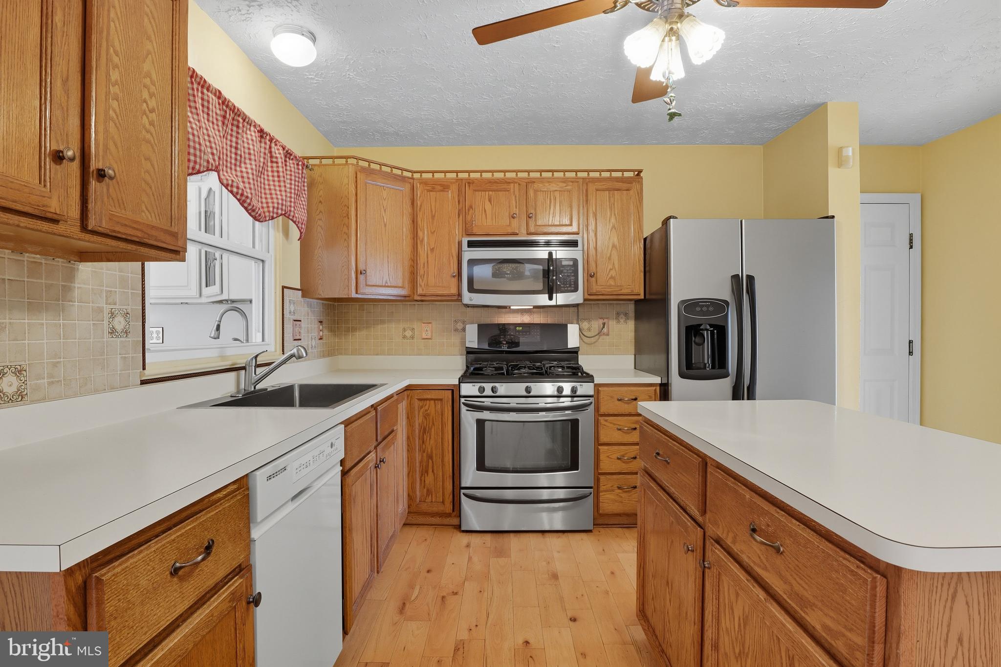 GRACE HARBOUR - Residential