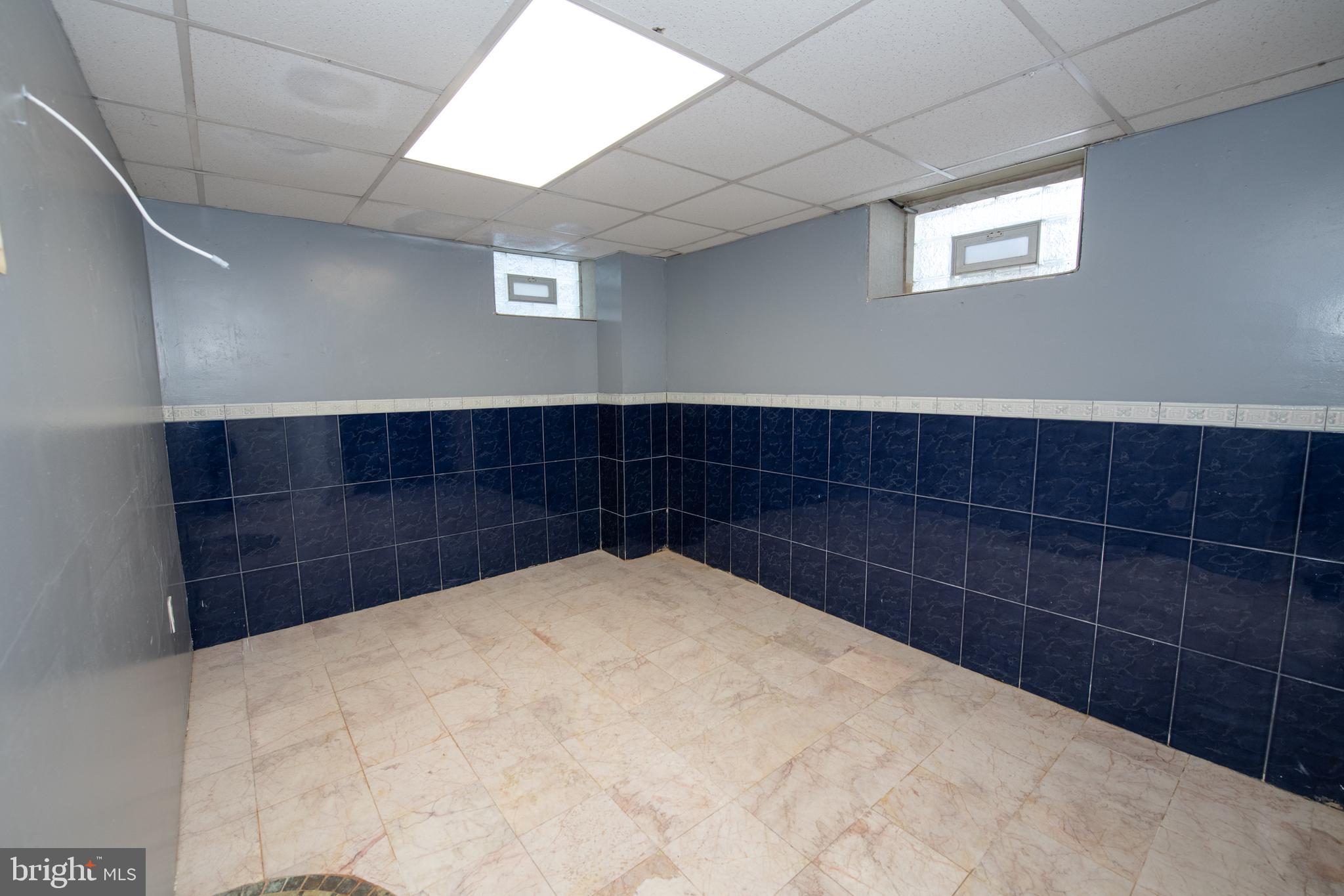 CHELTENHAM - Residential