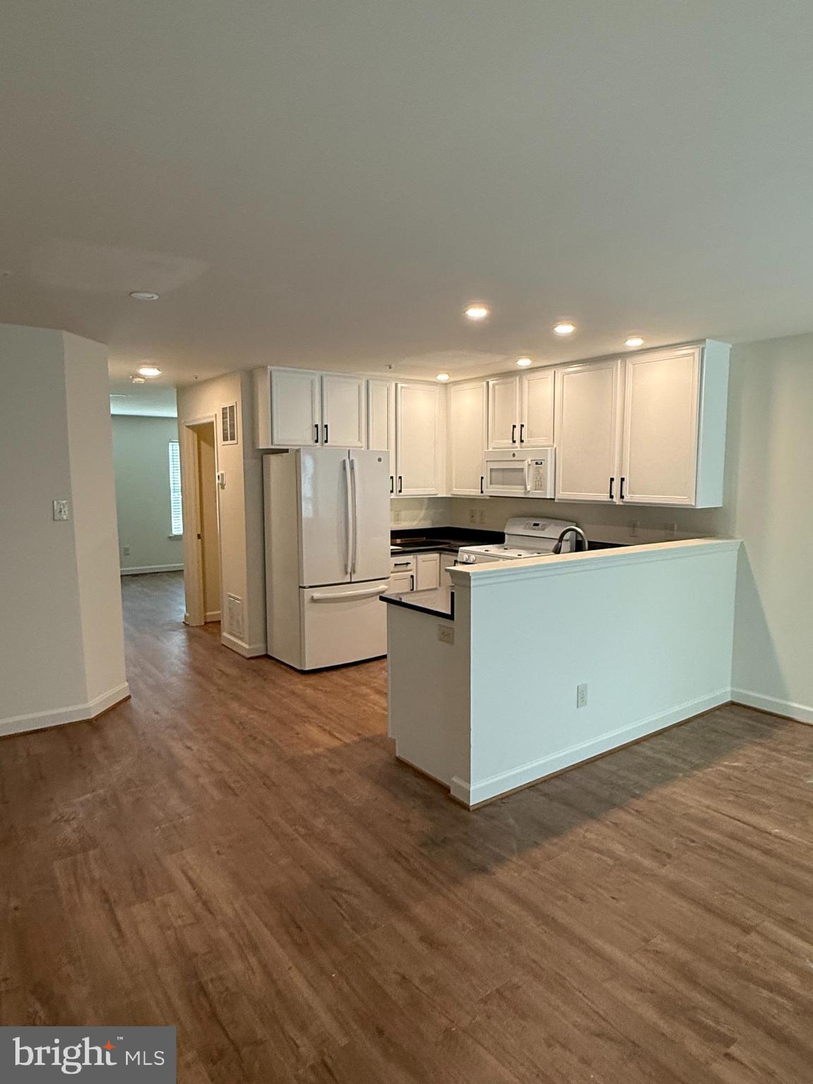 SUMMER HILL - Residential Lease