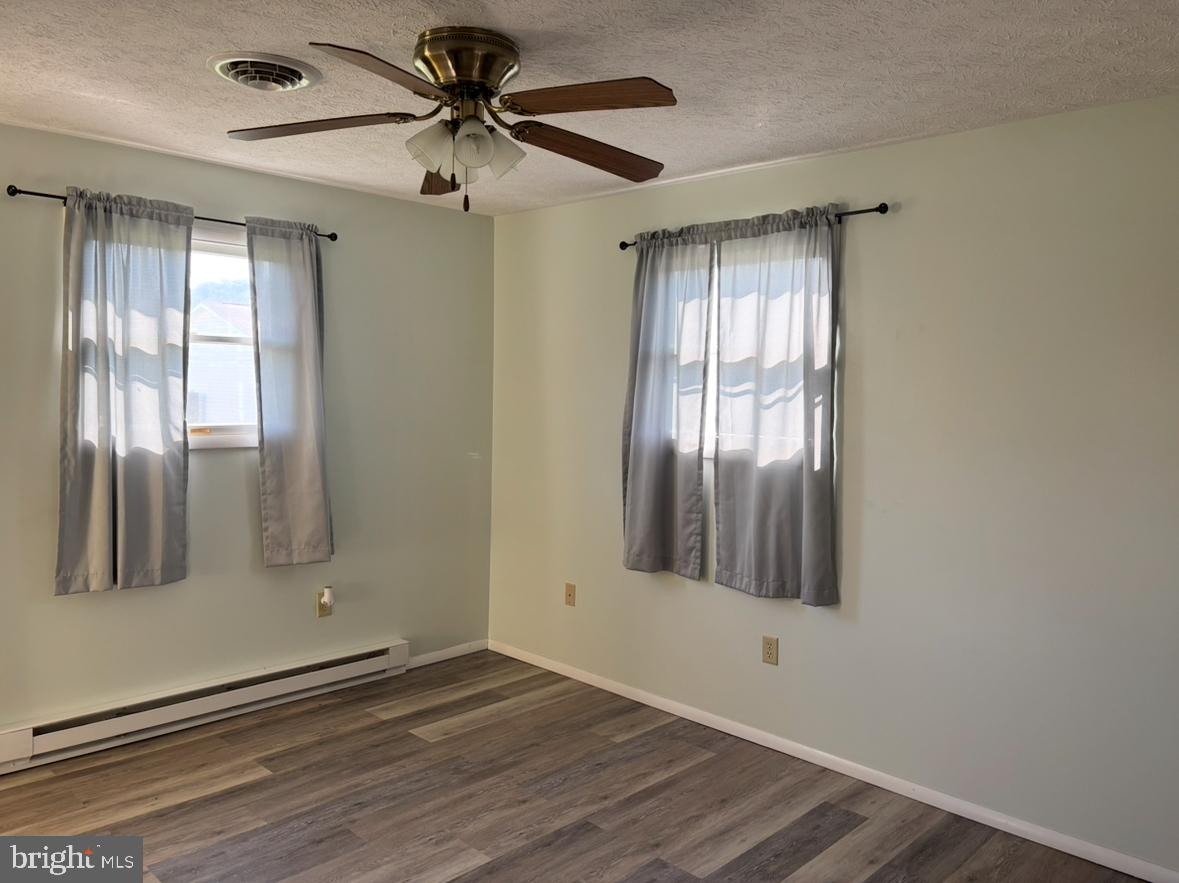 QUAIL VALLEY ESTATES - Residential