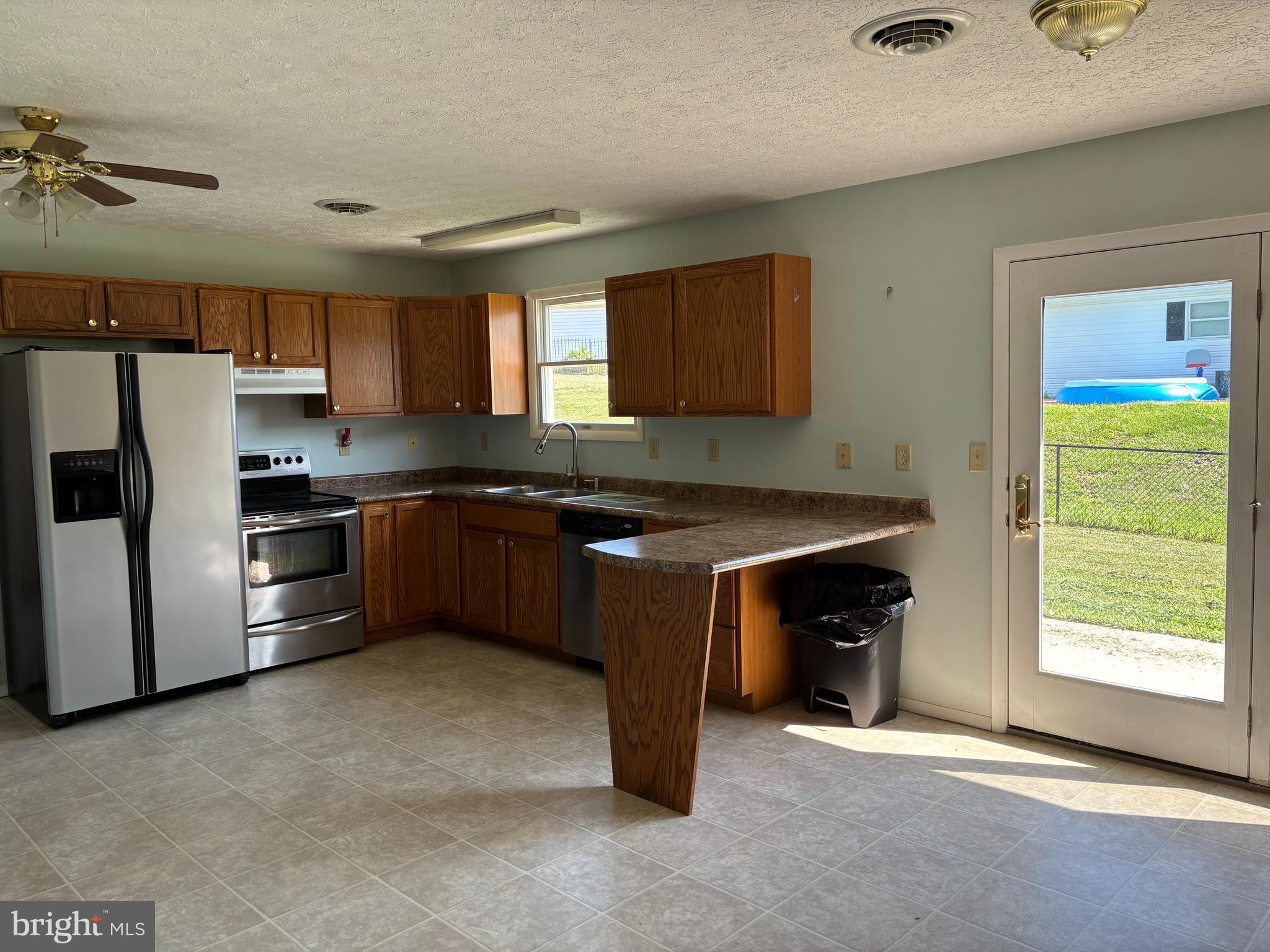 QUAIL VALLEY ESTATES - Residential