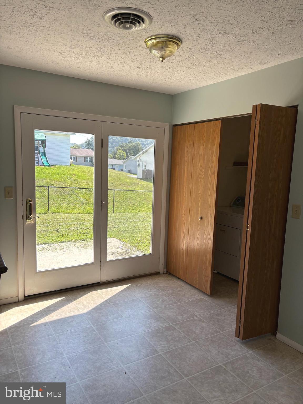 QUAIL VALLEY ESTATES - Residential