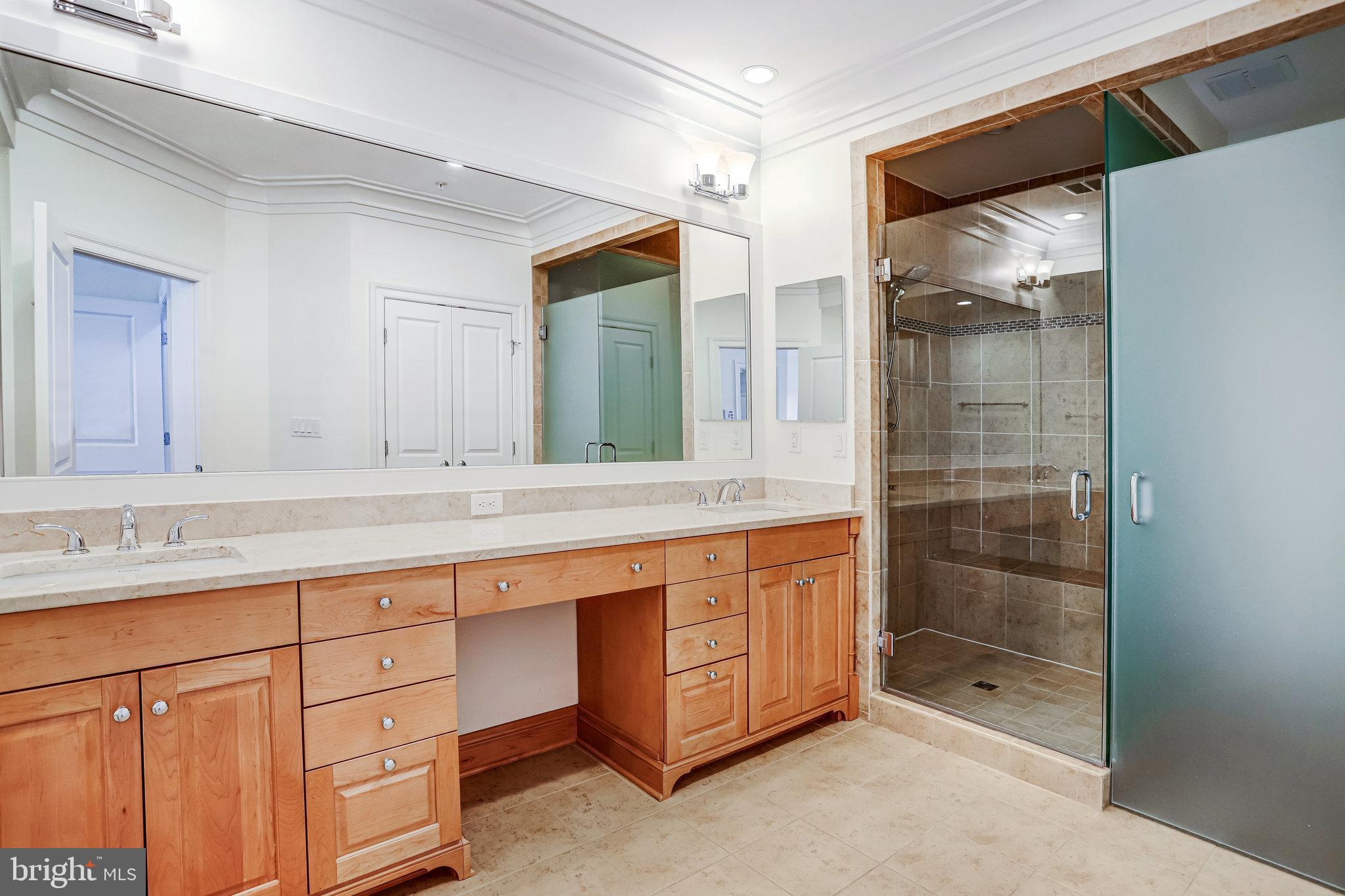 SYMPHONY PARK - Residential