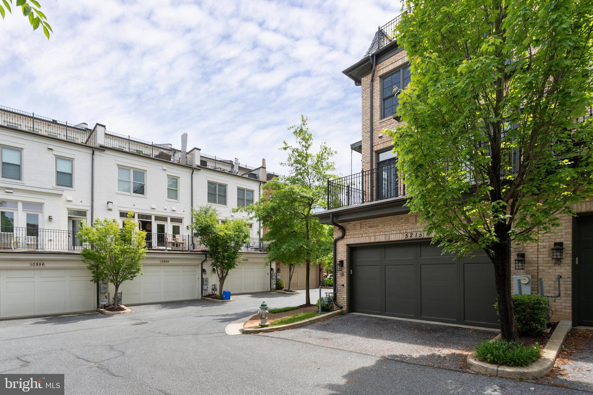 SYMPHONY PARK - Residential