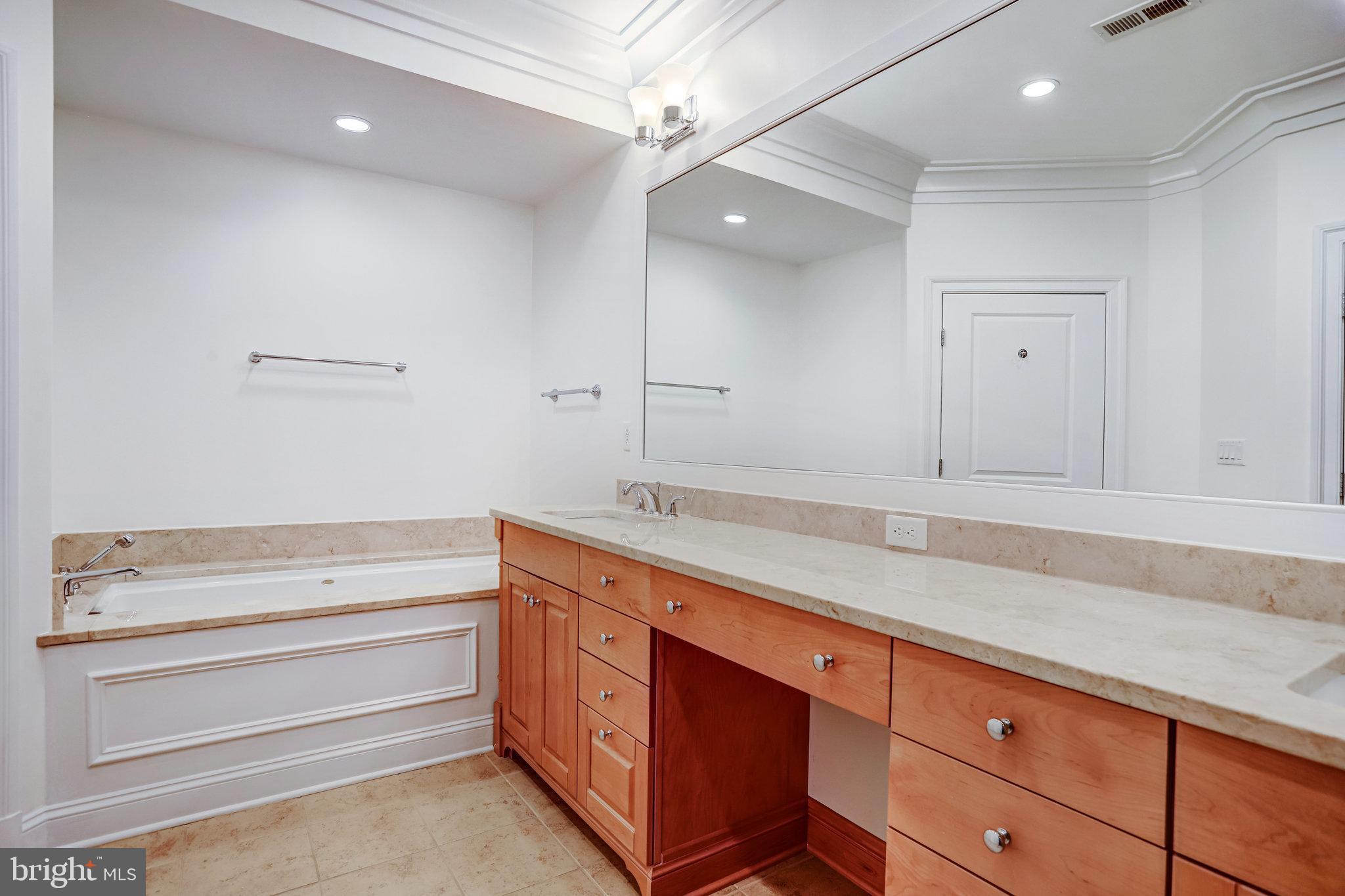 SYMPHONY PARK - Residential