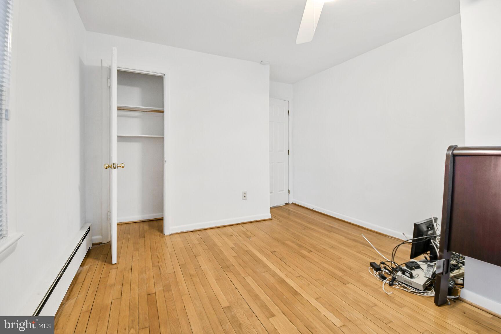 BROOK HILLS ESTATE - Residential Lease