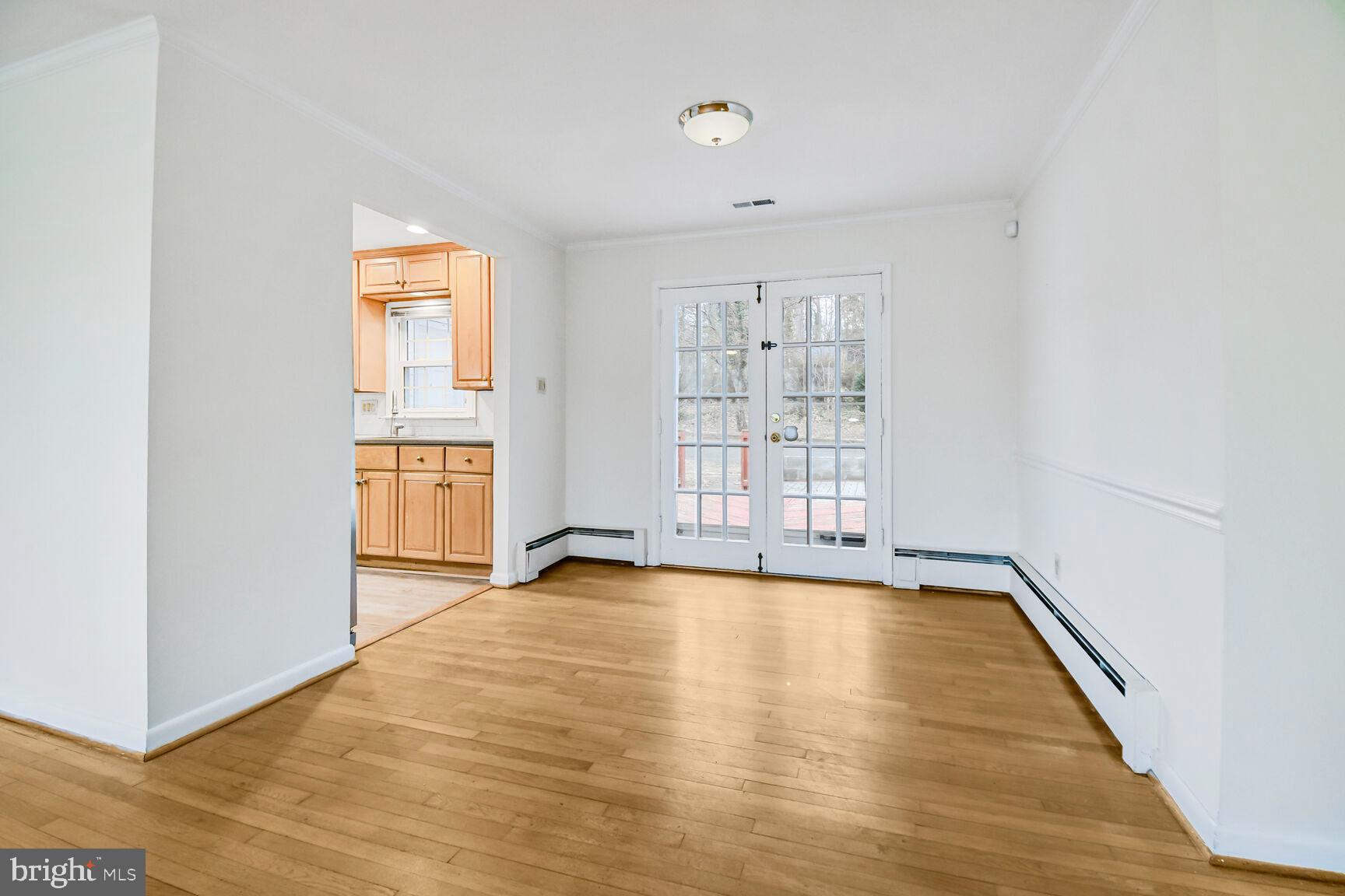 BROOK HILLS ESTATE - Residential Lease