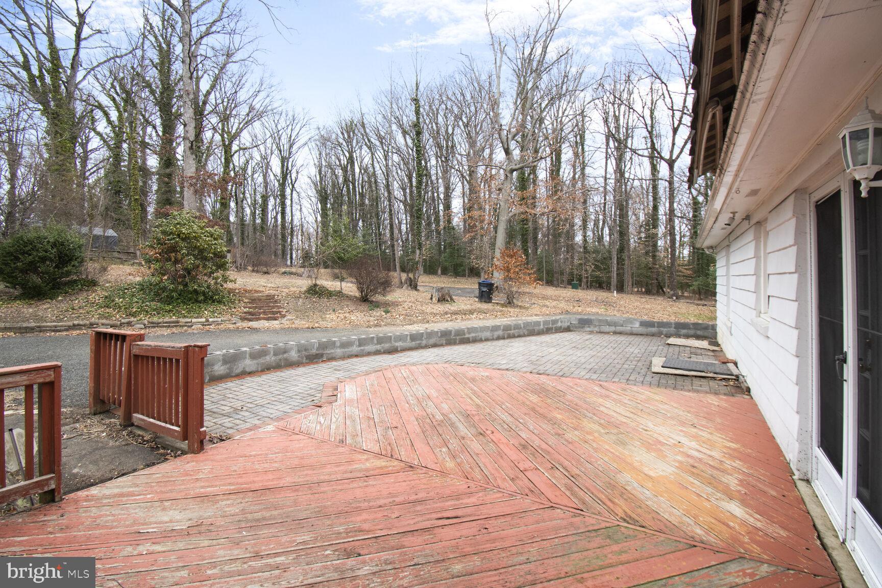 BROOK HILLS ESTATE - Residential Lease