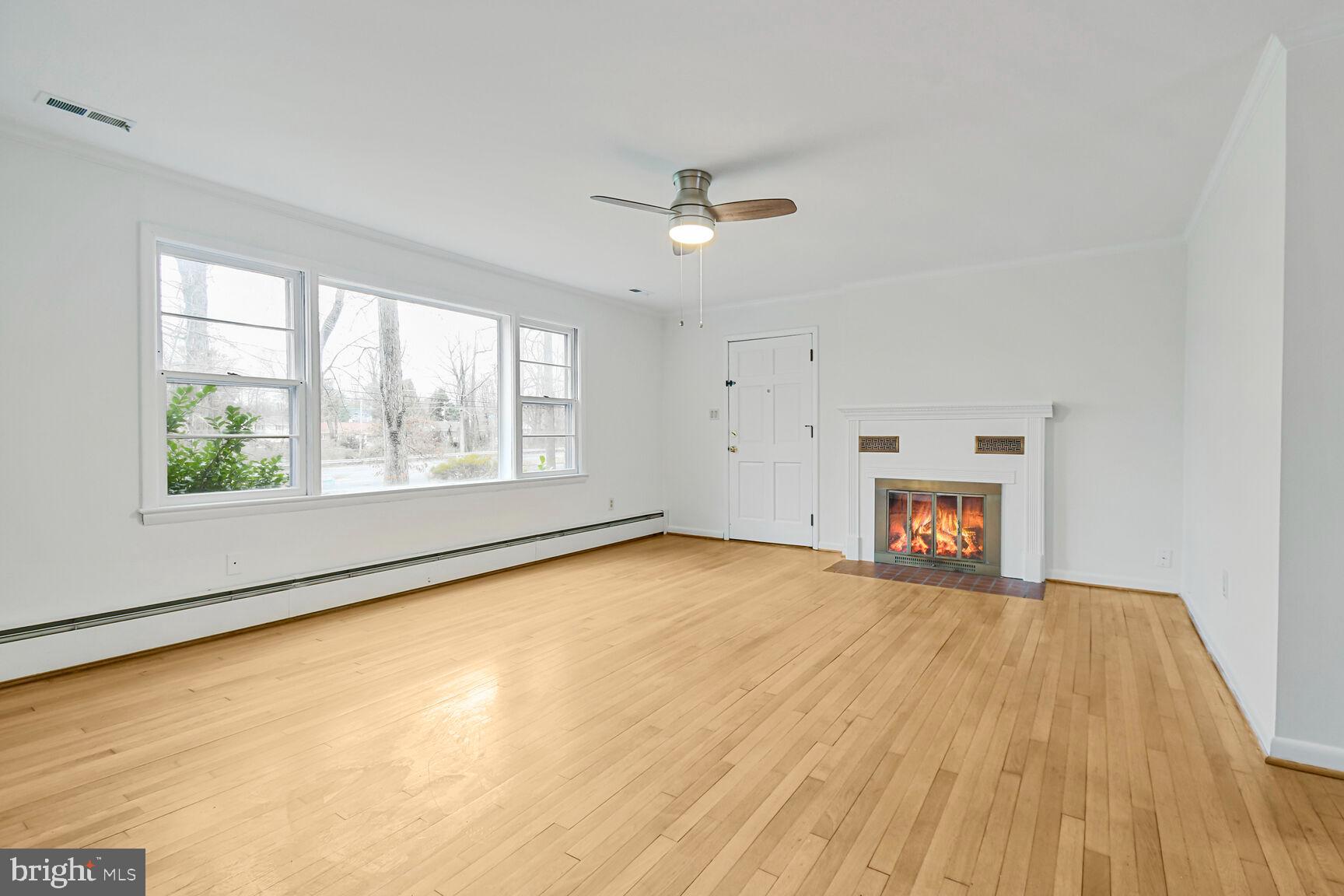 BROOK HILLS ESTATE - Residential Lease