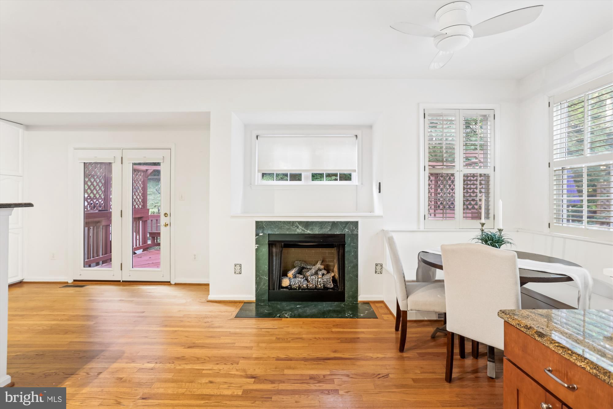 KENSINGTON CROSSING - Residential