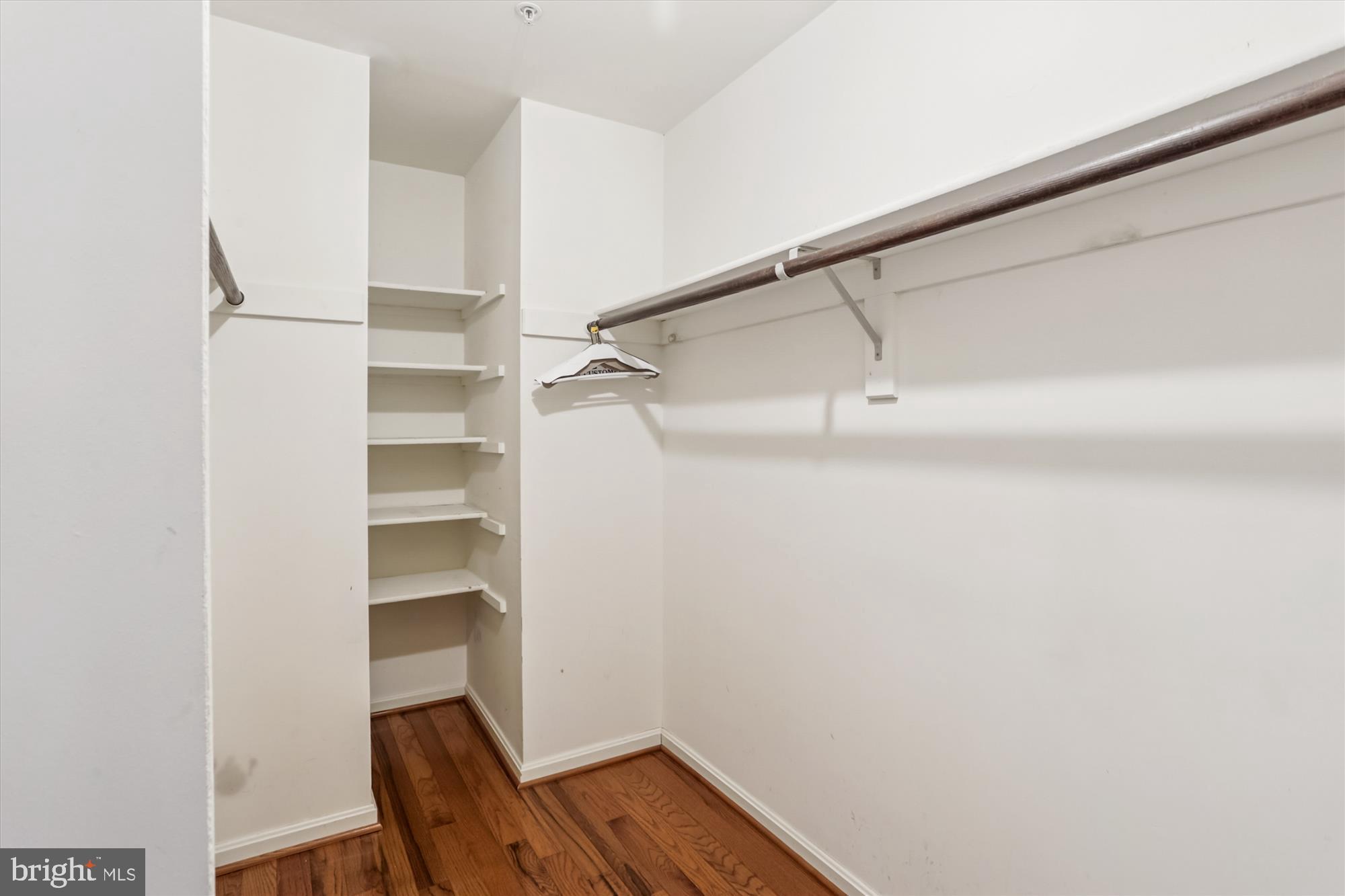 KENSINGTON CROSSING - Residential