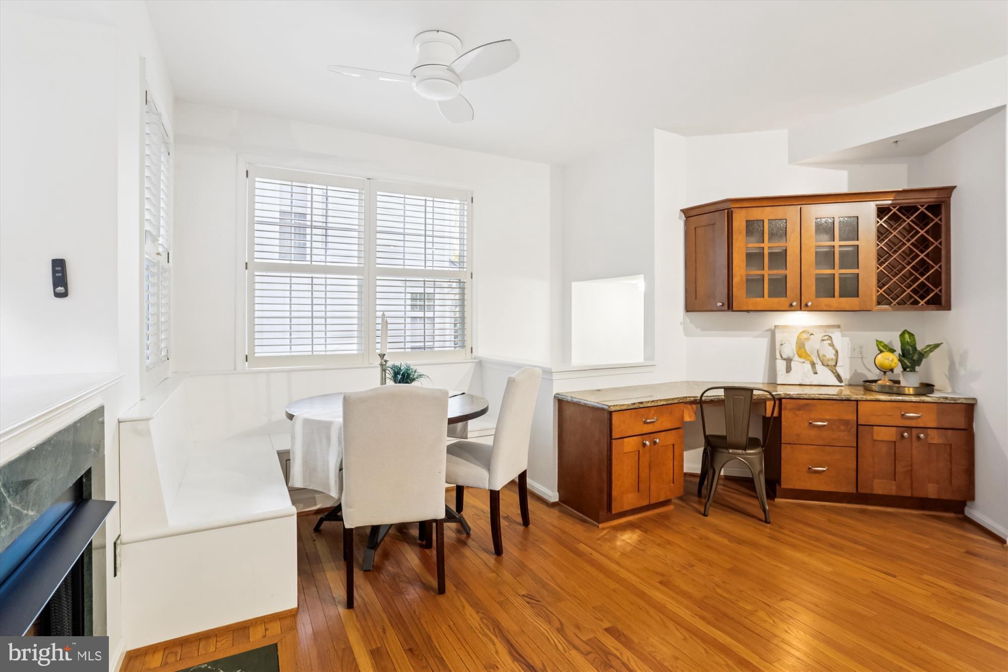 KENSINGTON CROSSING - Residential