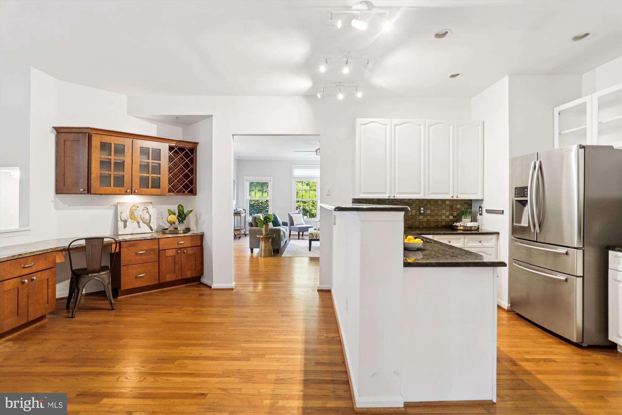 KENSINGTON CROSSING - Residential