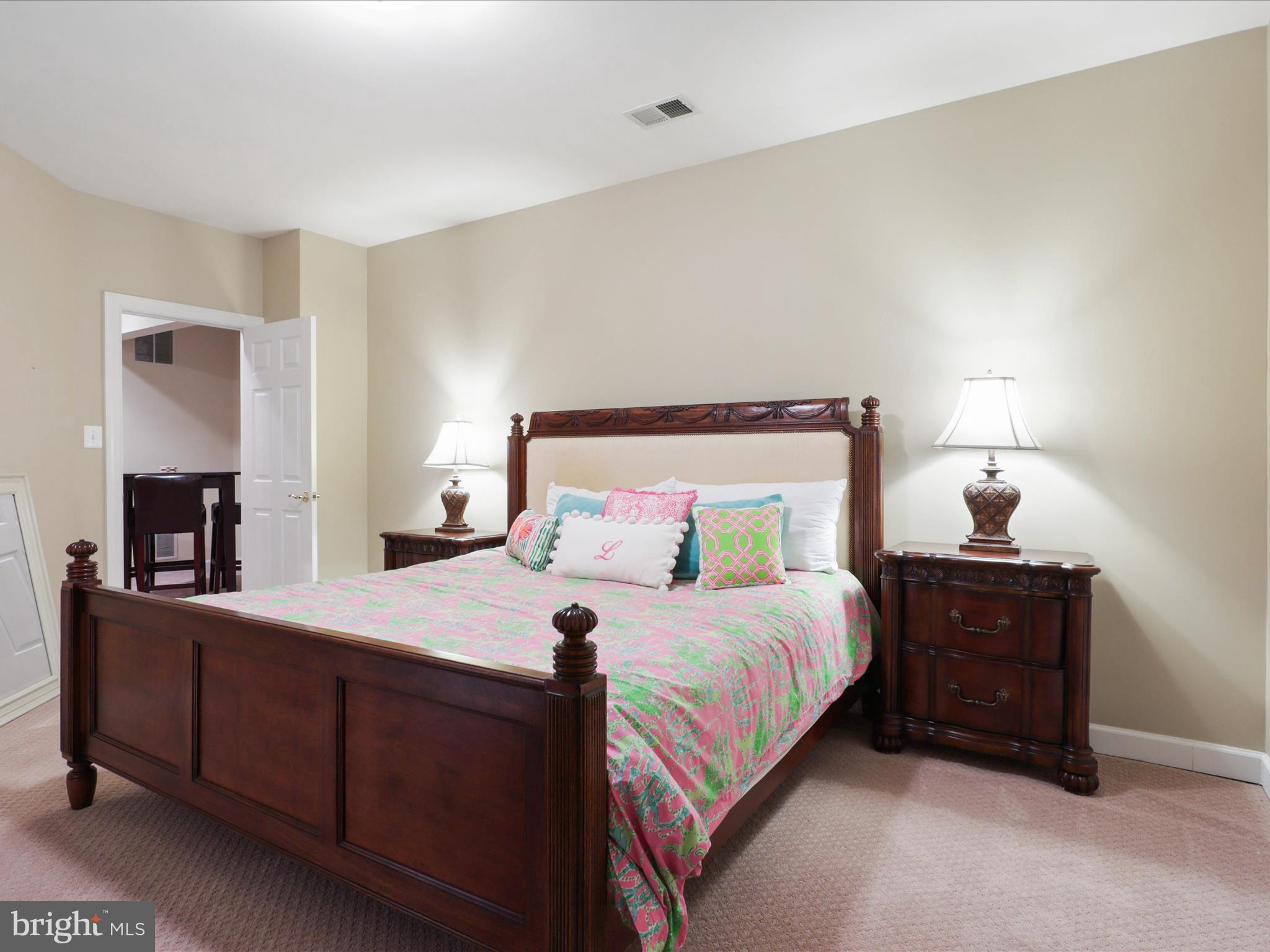 FAIRHUNT ESTATES - Residential