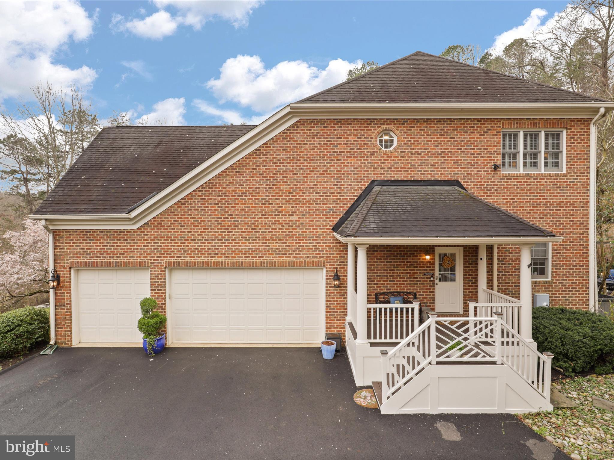 FAIRHUNT ESTATES - Residential