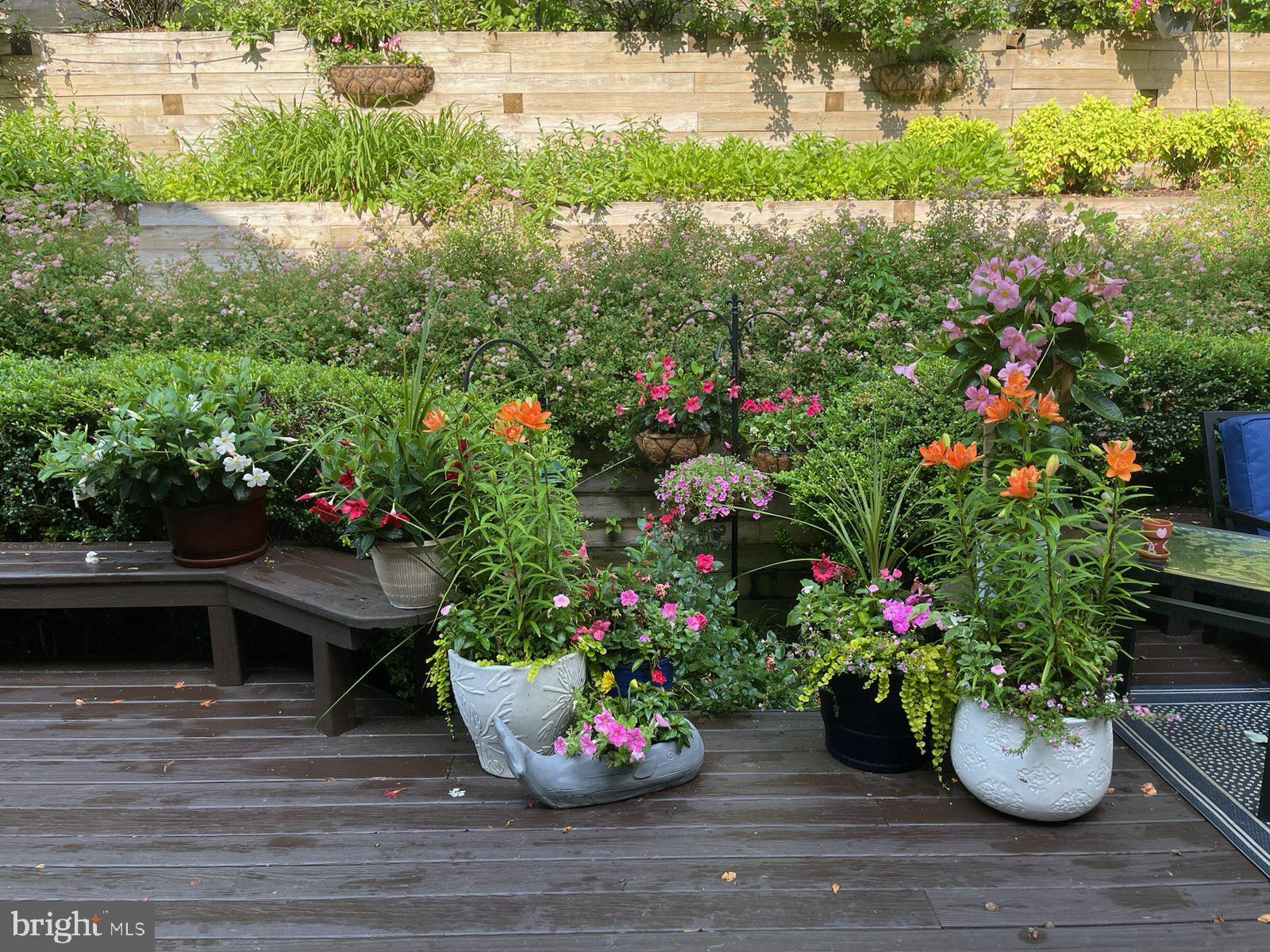 FAIRHUNT ESTATES - Residential