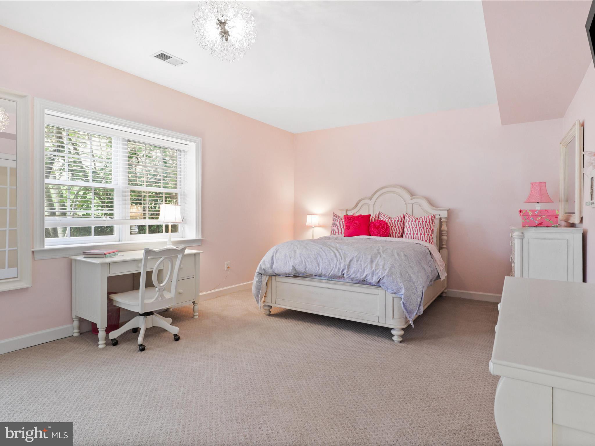 FAIRHUNT ESTATES - Residential