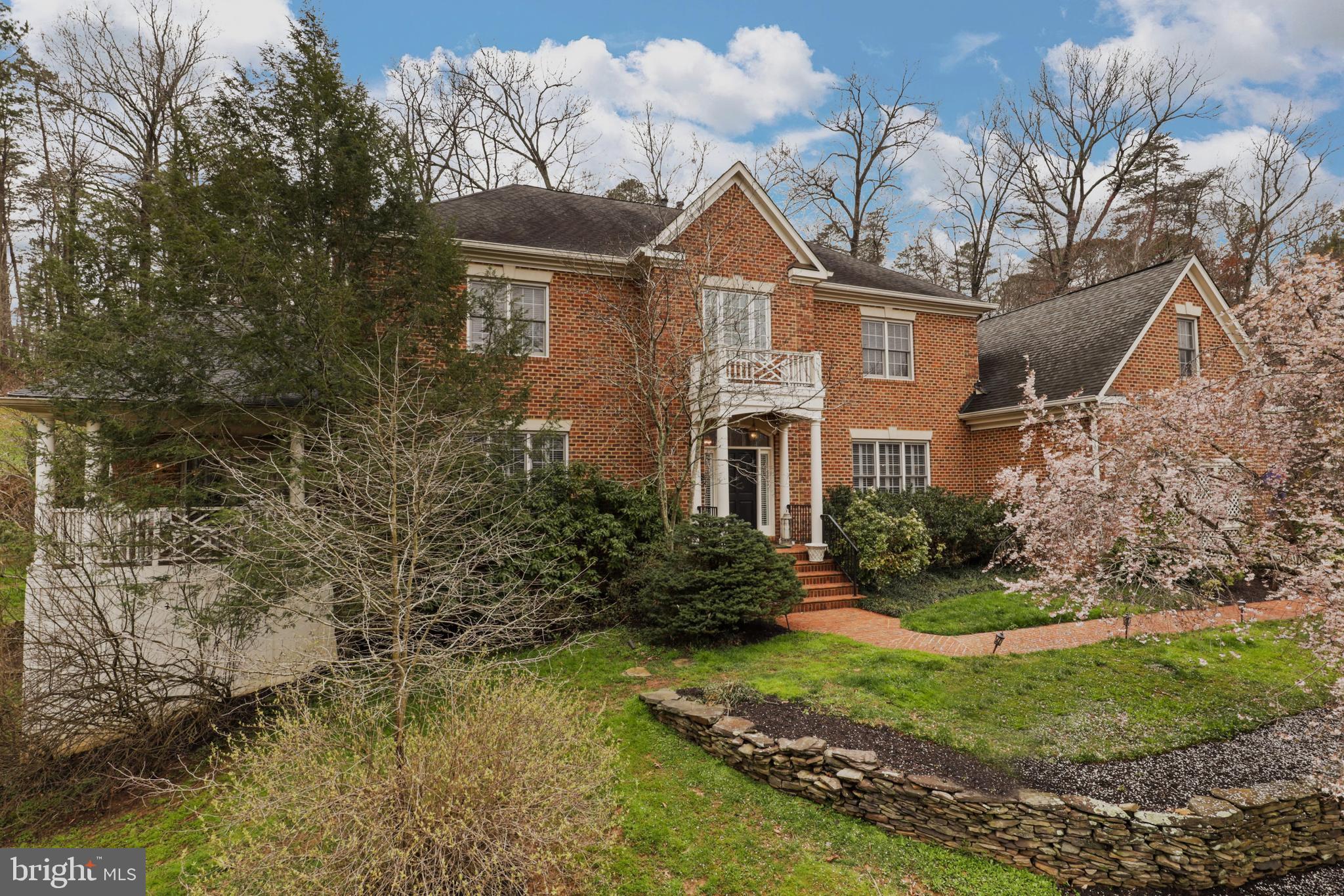 FAIRHUNT ESTATES - Residential