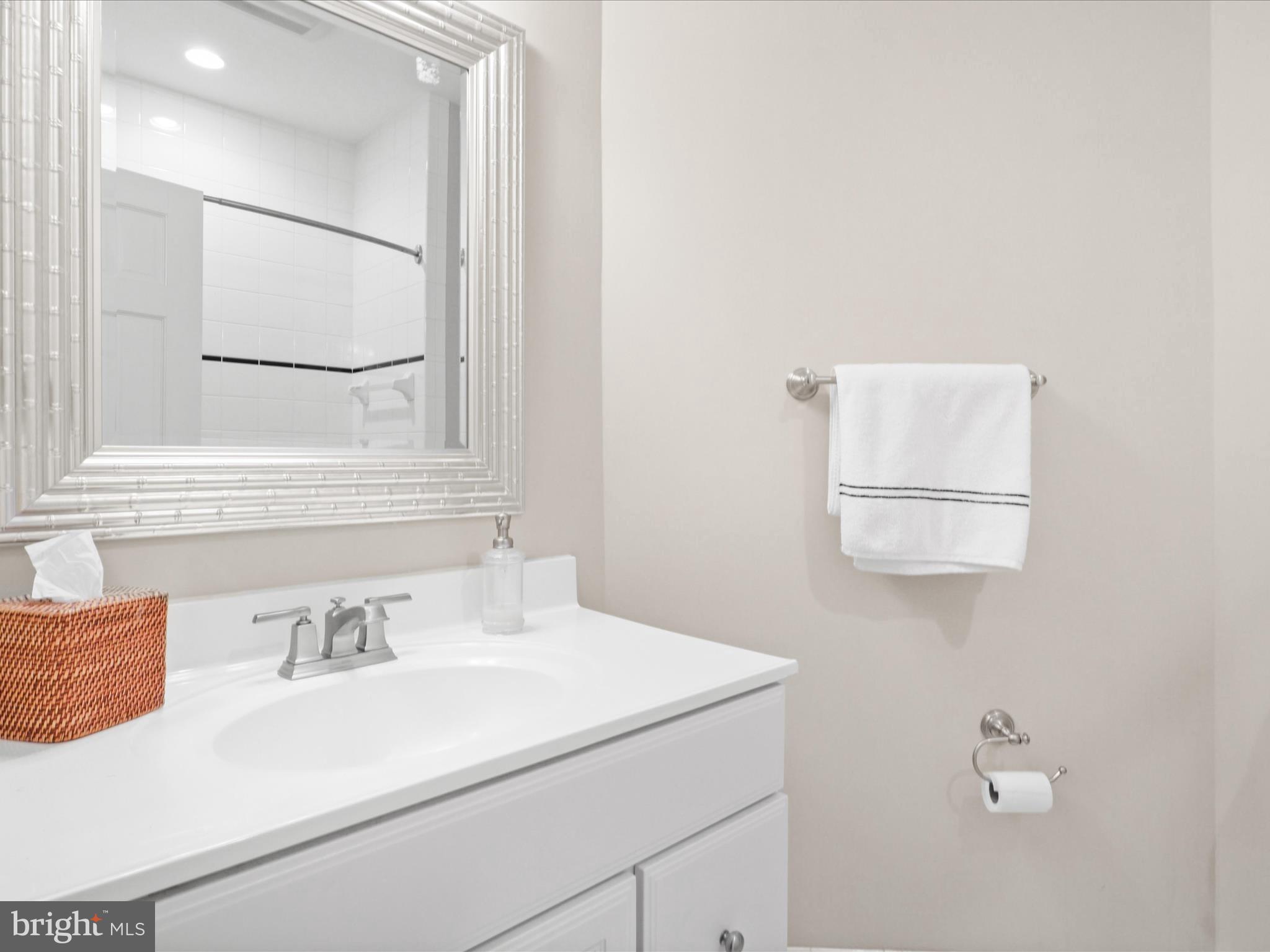 FAIRHUNT ESTATES - Residential