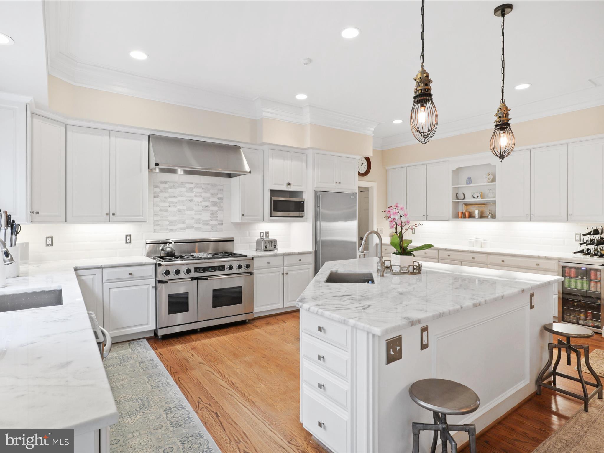 FAIRHUNT ESTATES - Residential