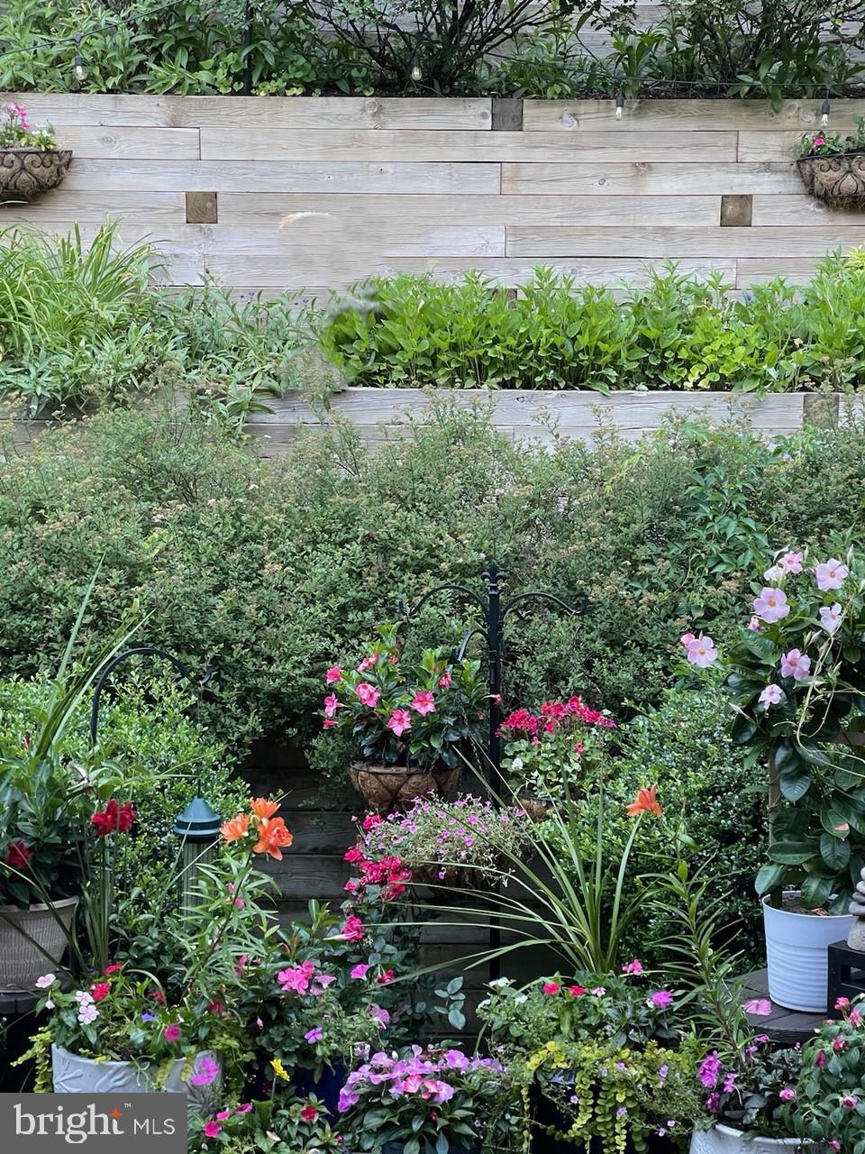 FAIRHUNT ESTATES - Residential