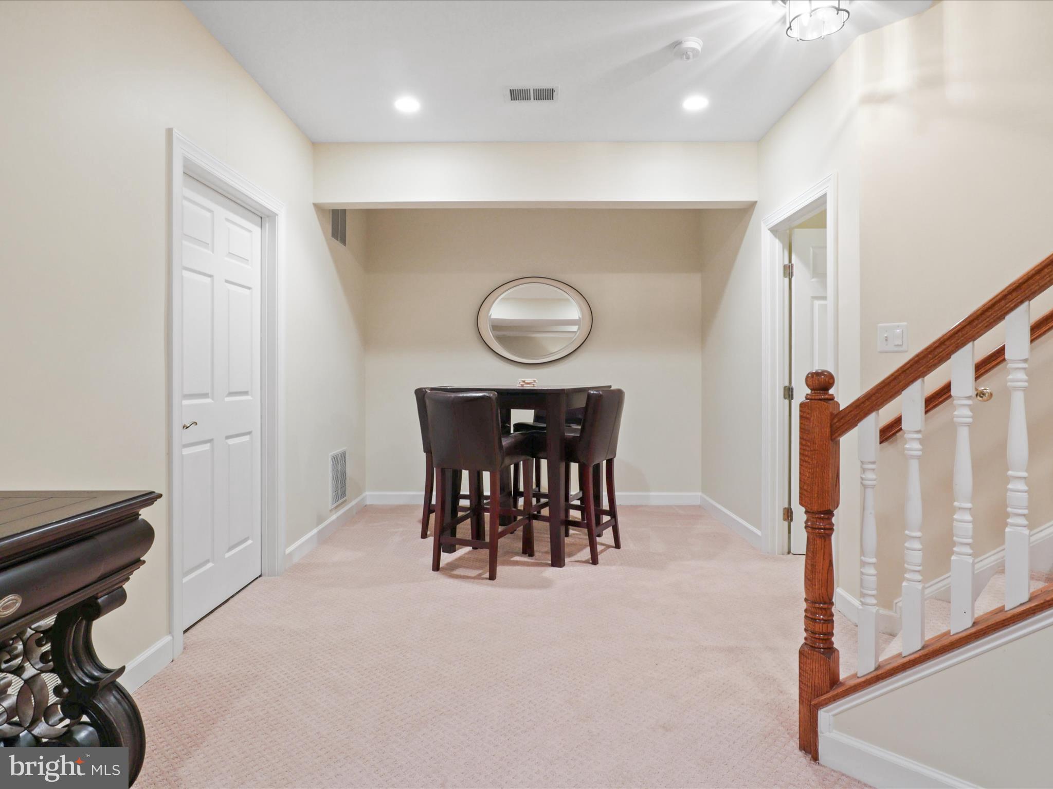 FAIRHUNT ESTATES - Residential