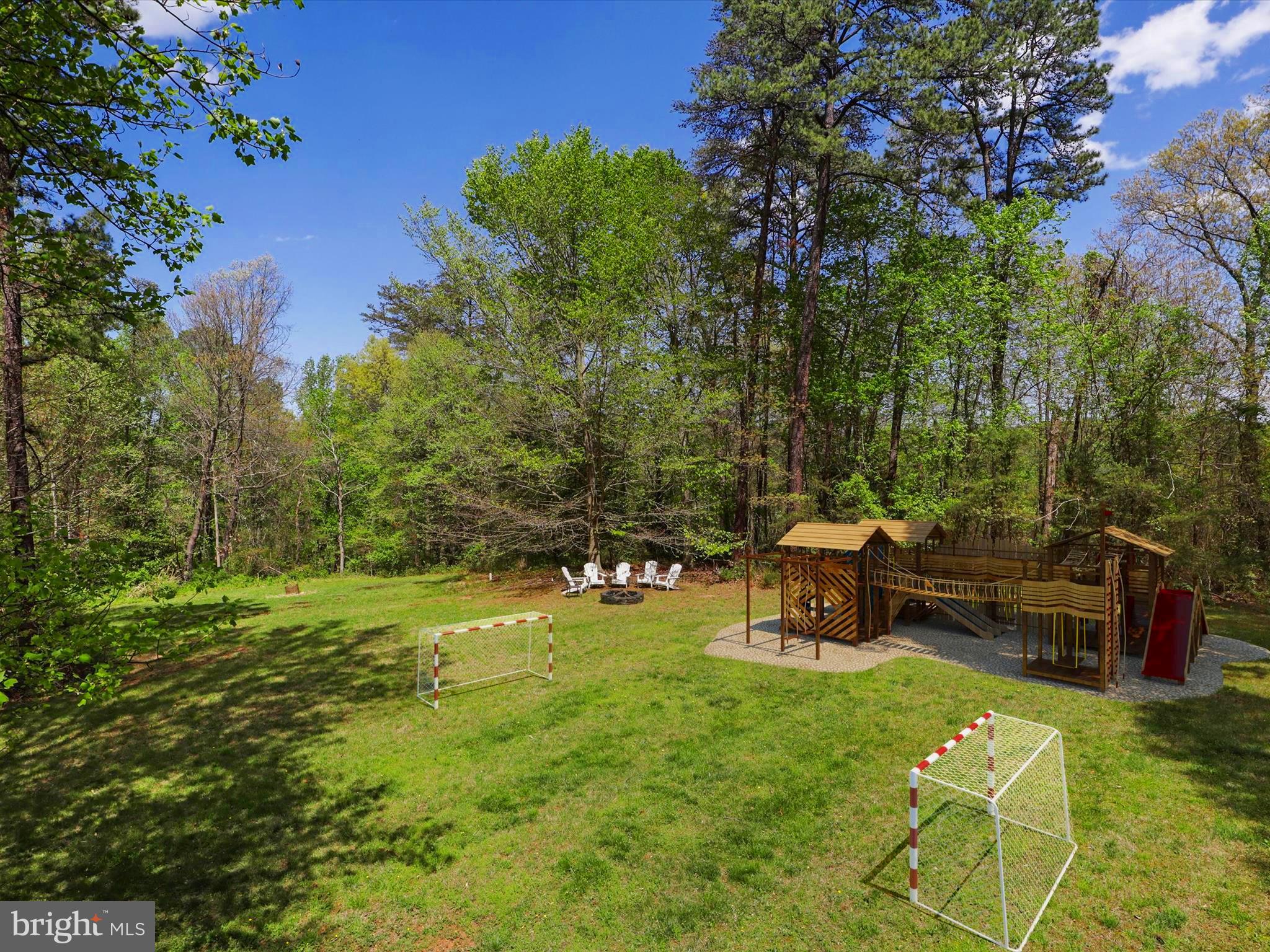 FAIRHUNT ESTATES - Residential