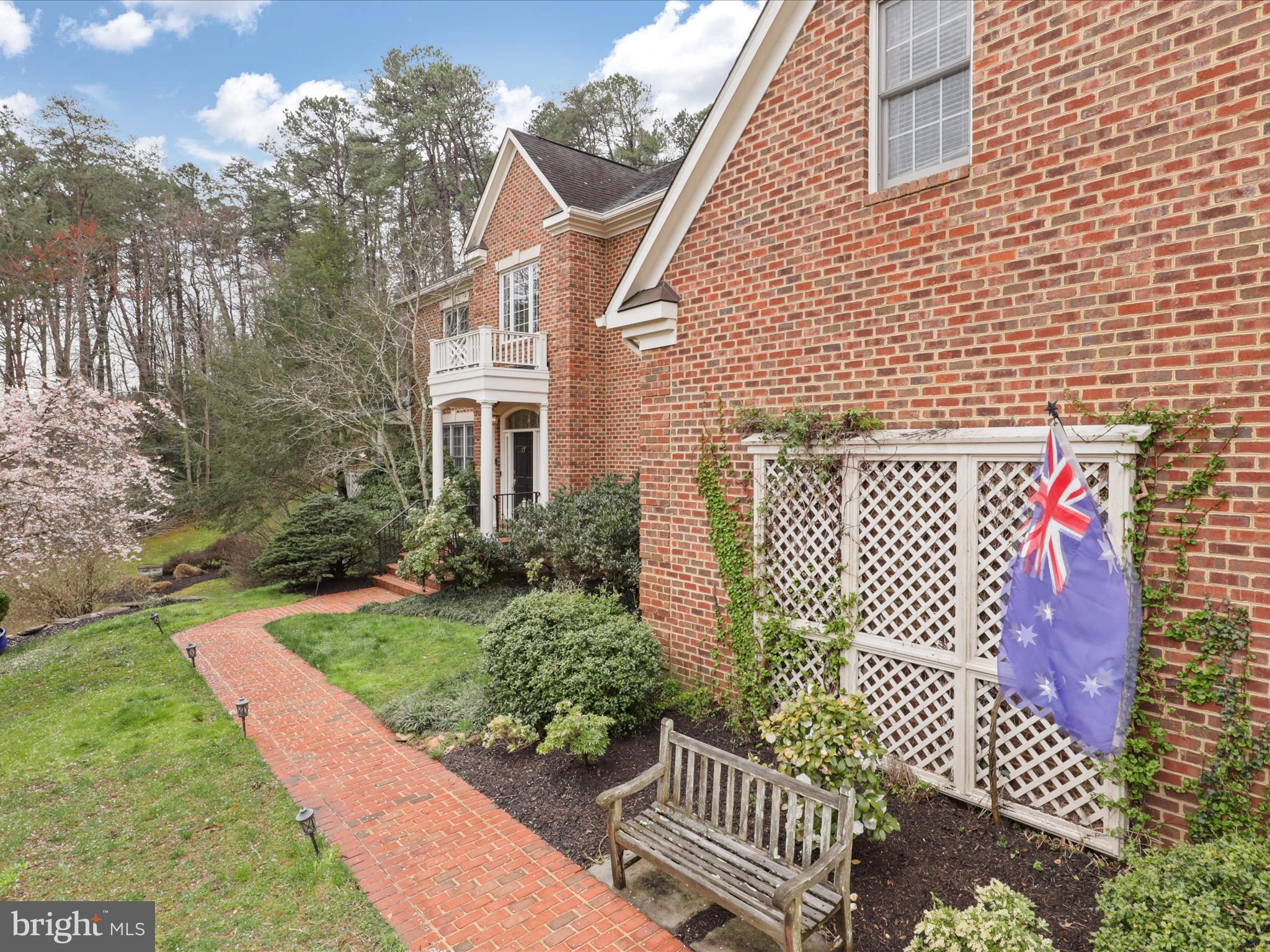 FAIRHUNT ESTATES - Residential