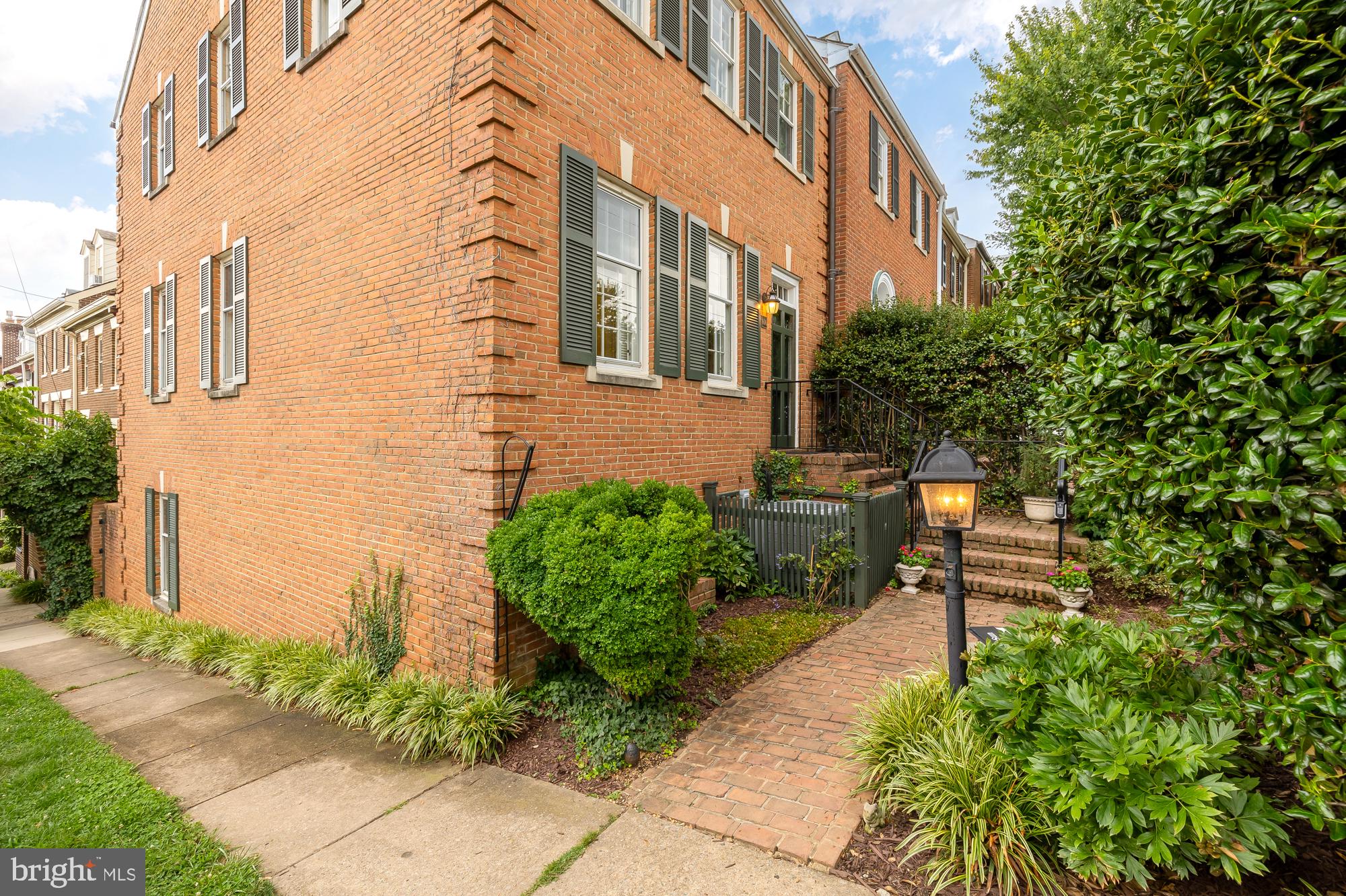 POMMANDER WALK - Residential