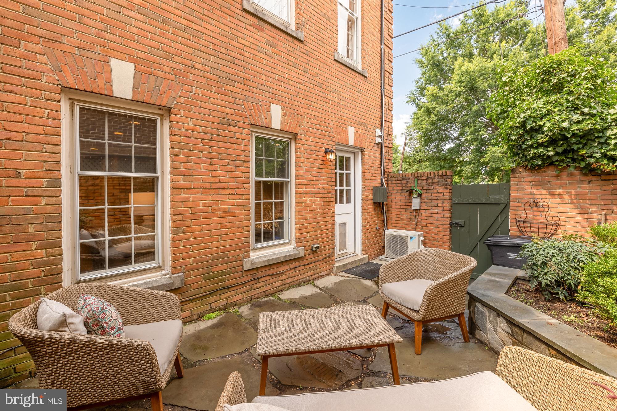 POMMANDER WALK - Residential