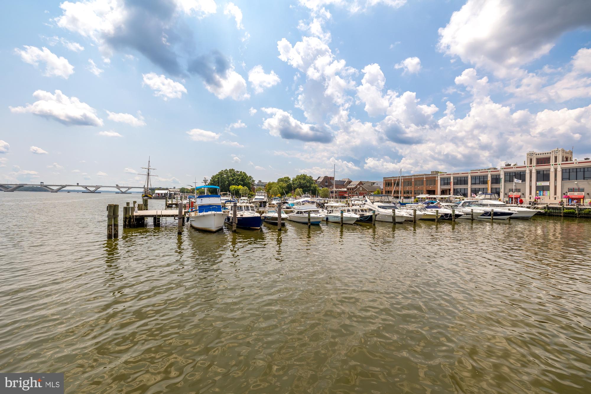 POMMANDER WALK - Residential