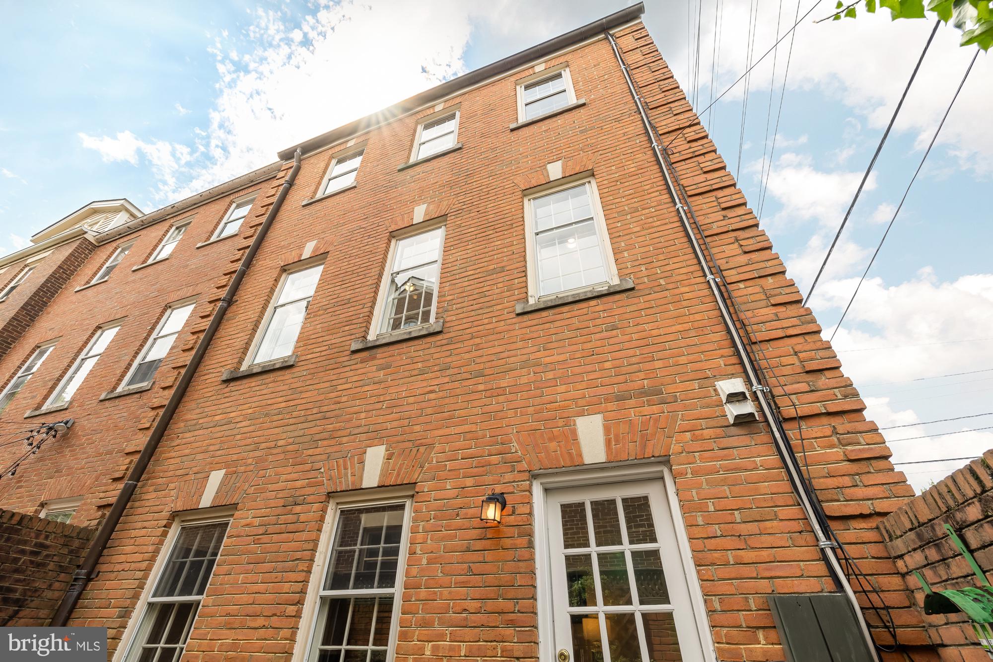 POMMANDER WALK - Residential