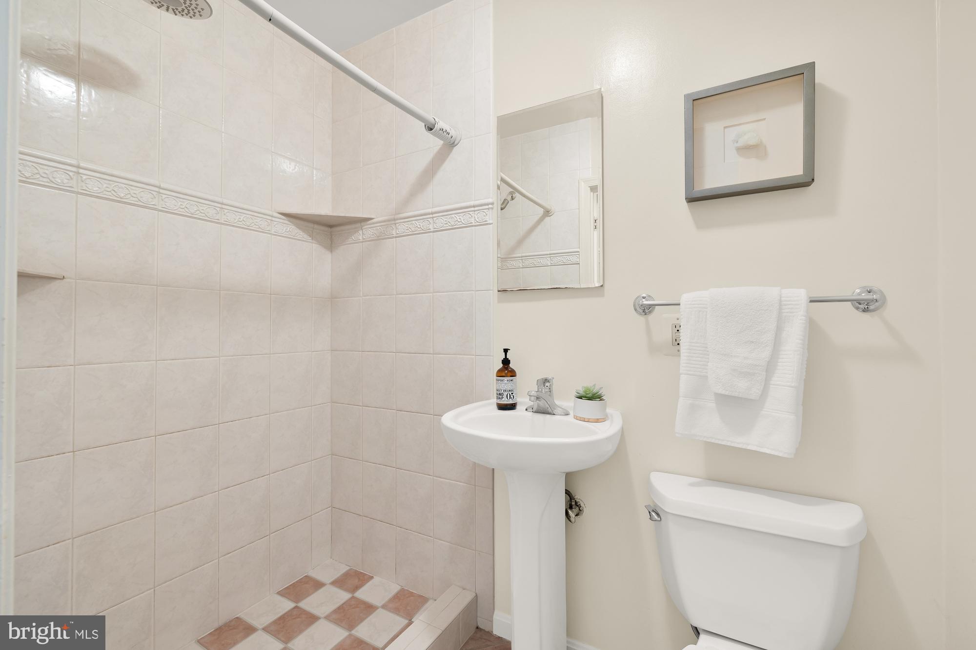 POMMANDER WALK - Residential