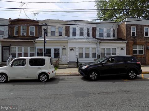 Townhouse For Sale - 1704 Woodlynne Avenue<br/> OAKLYN, NJ 08107