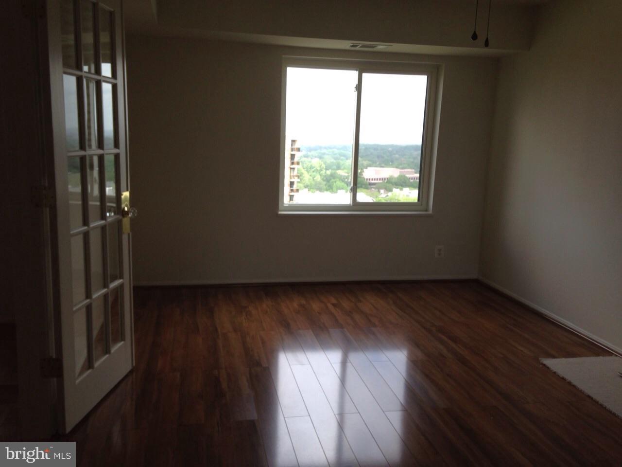 ROTONDA - Residential Lease