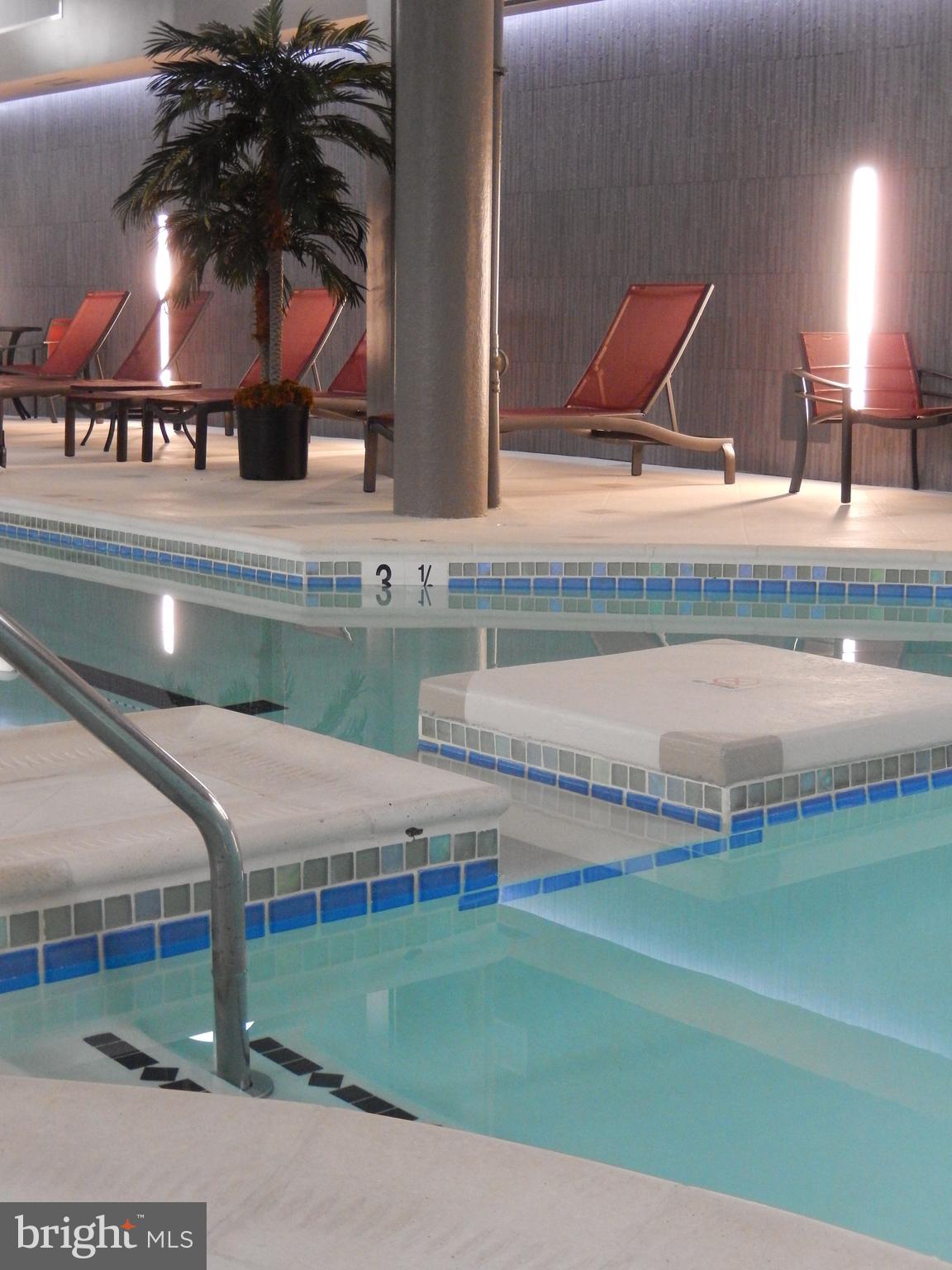 ROTONDA - Residential Lease