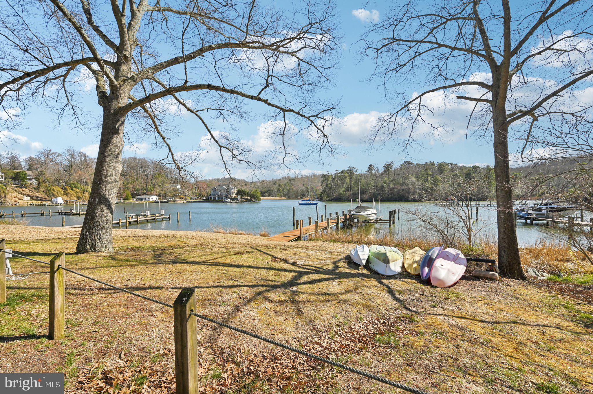 SUNRISE BEACH - Residential