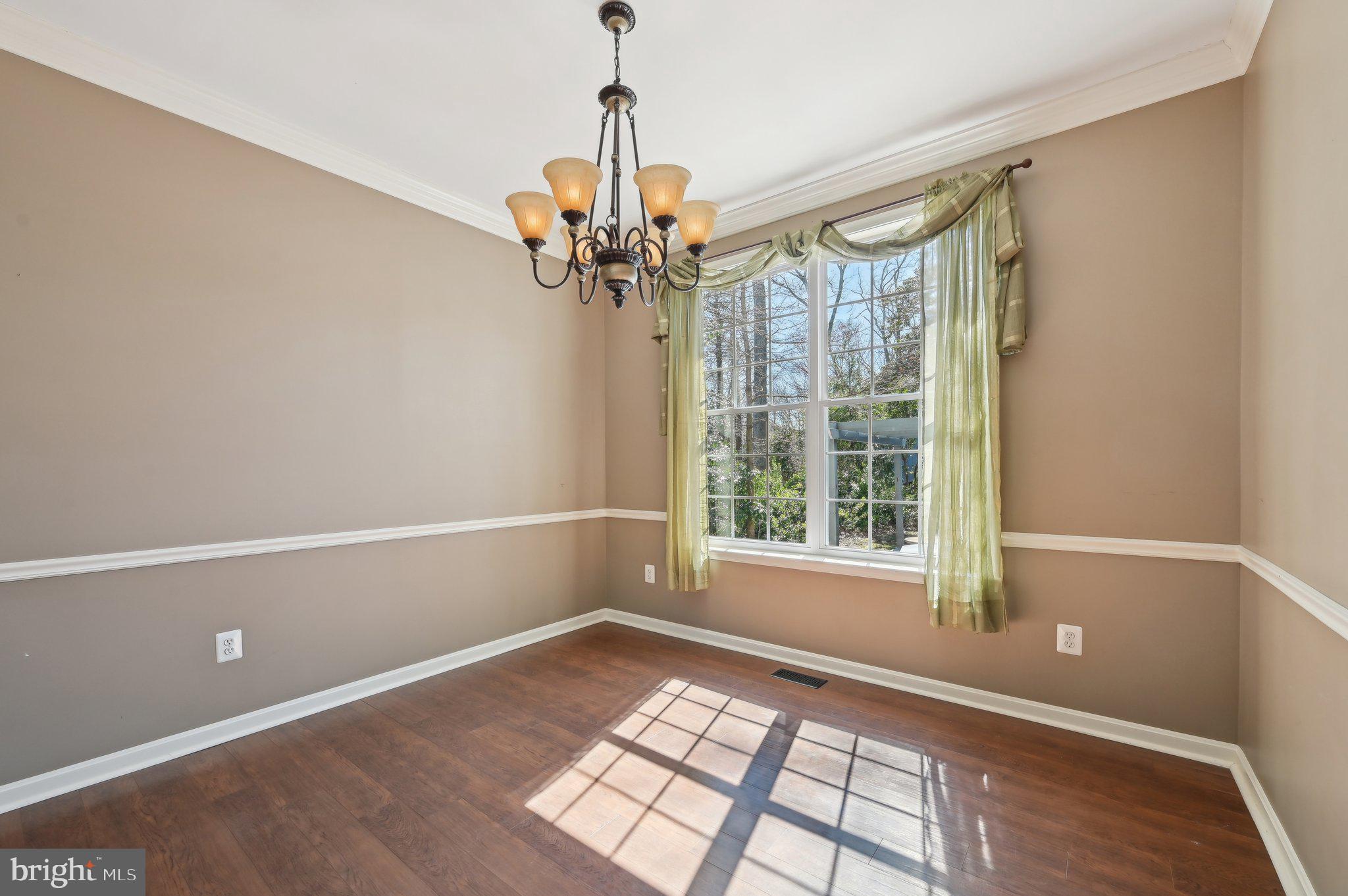 SUNRISE BEACH - Residential