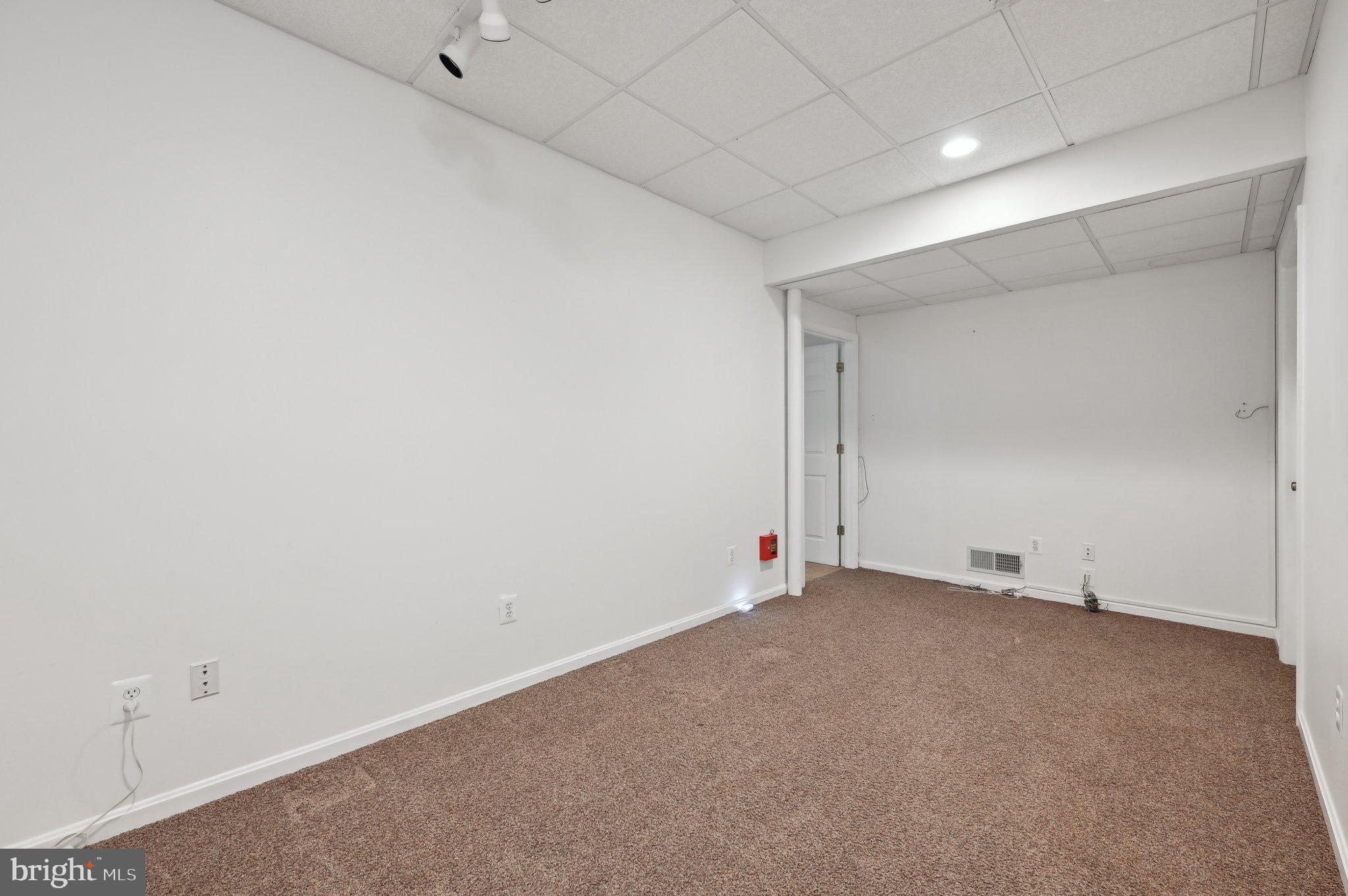 SUNRISE BEACH - Residential