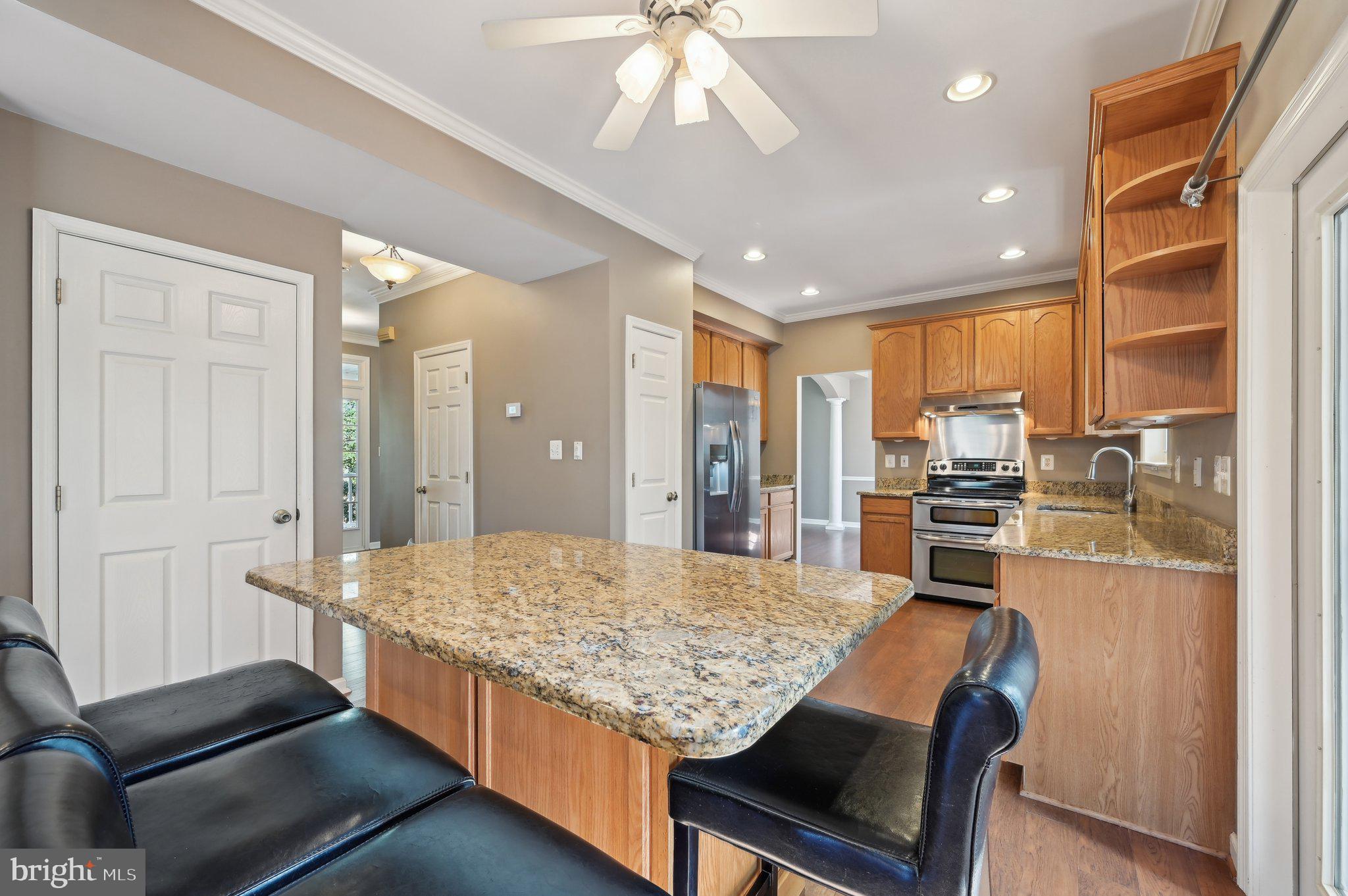 SUNRISE BEACH - Residential