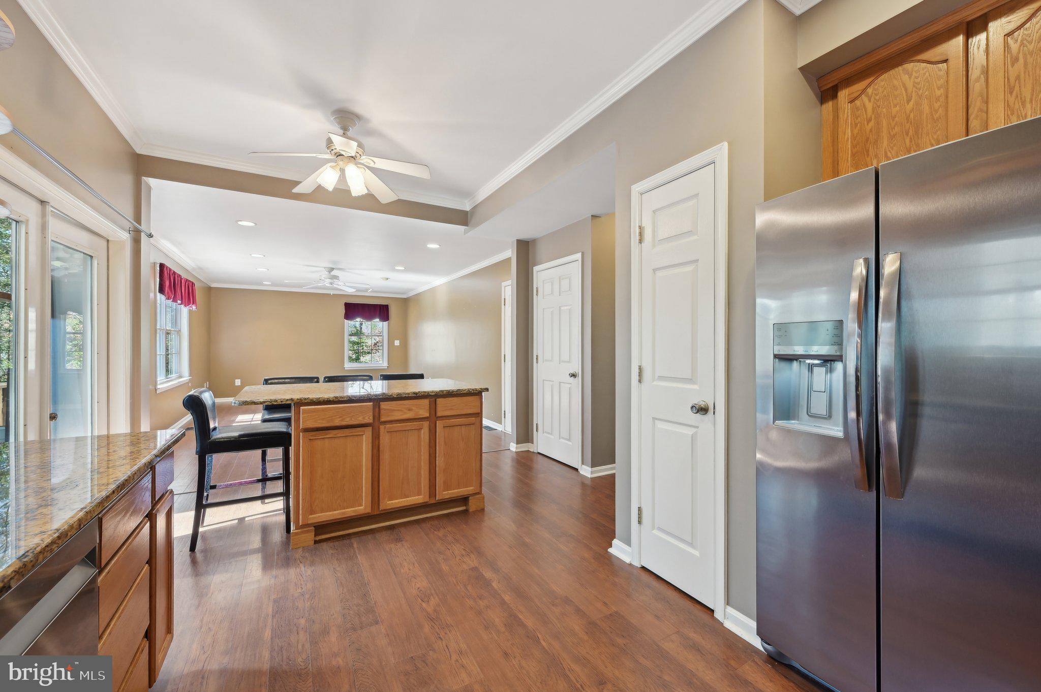 SUNRISE BEACH - Residential